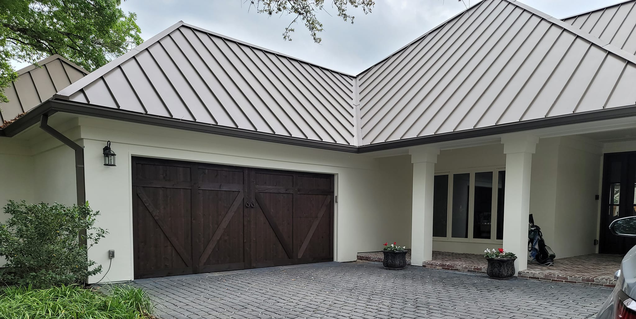 painter service company SMG Painting in Poteet, TX