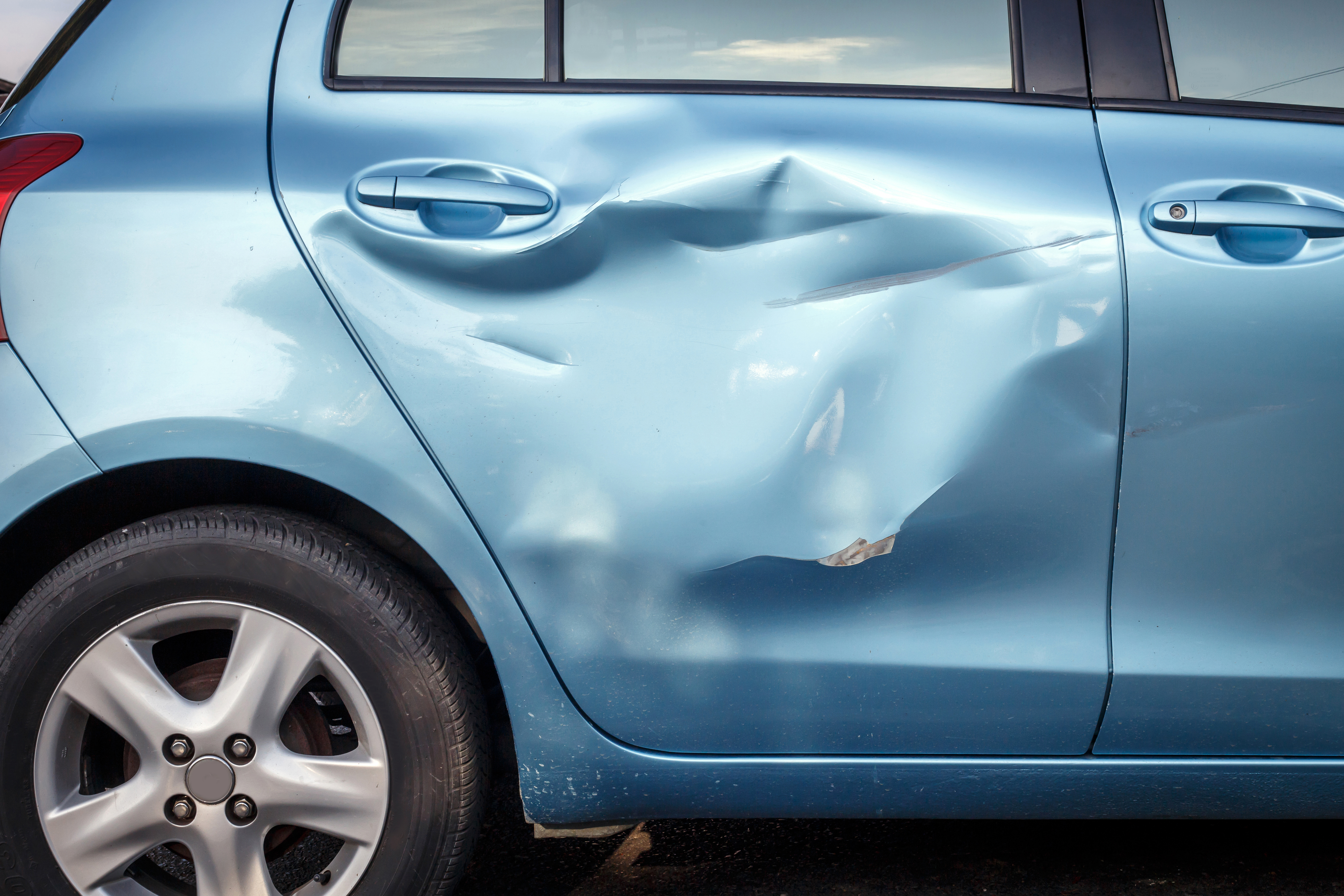 Automotive company Nylas Autos in Bellrose, NY