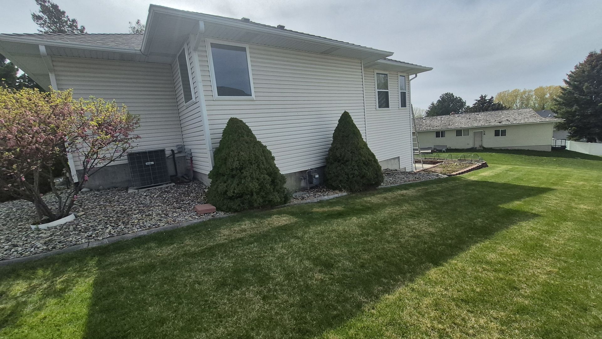  for Vivid Windows in Centerville, UT