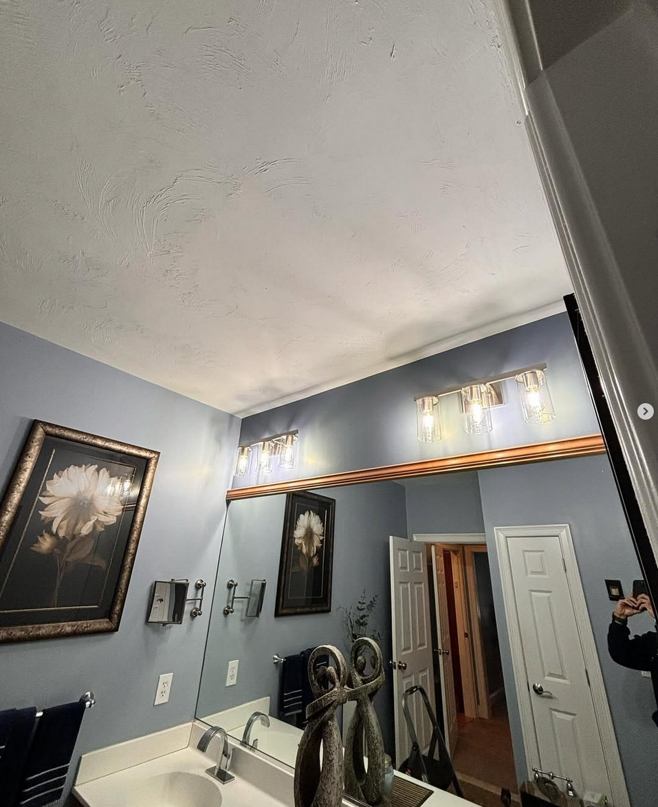 electrical services company Santiago Electric in Middlesex County, MA