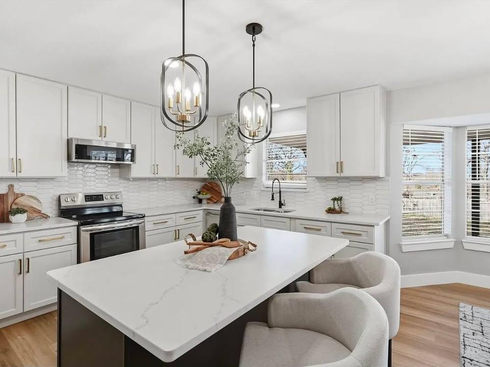 Roofing company Revival Remodeling and Roofing in Grapevine, TX