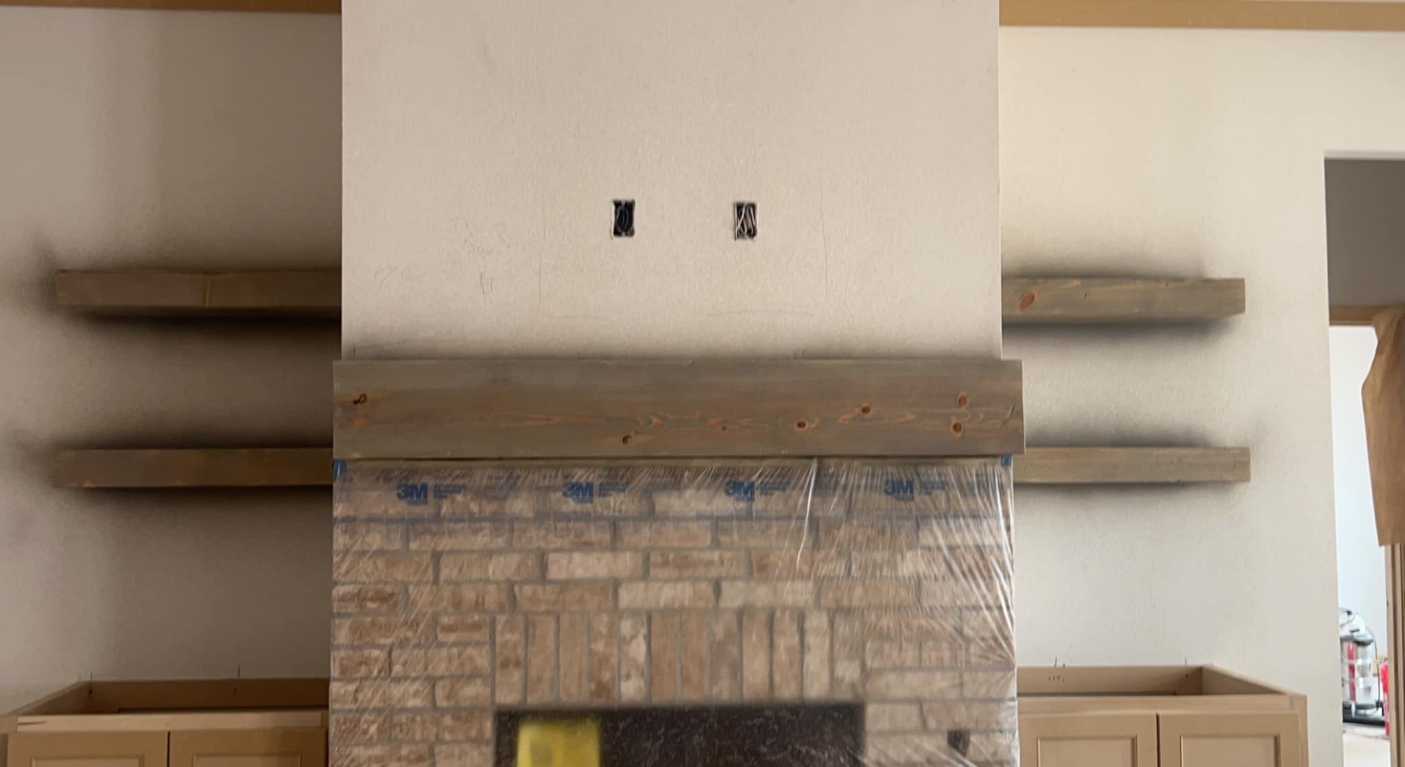 Isaha Painting team in Lubbock, TX - people or person