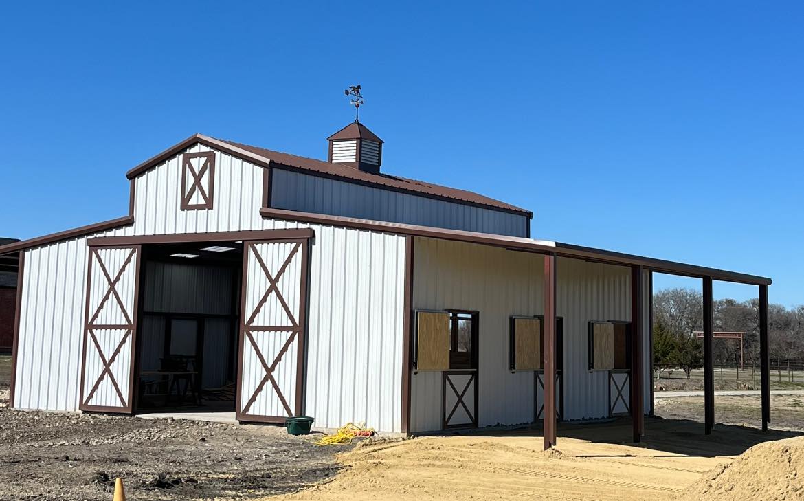 metal fabrication company CR Fabrication in Royse City, TX