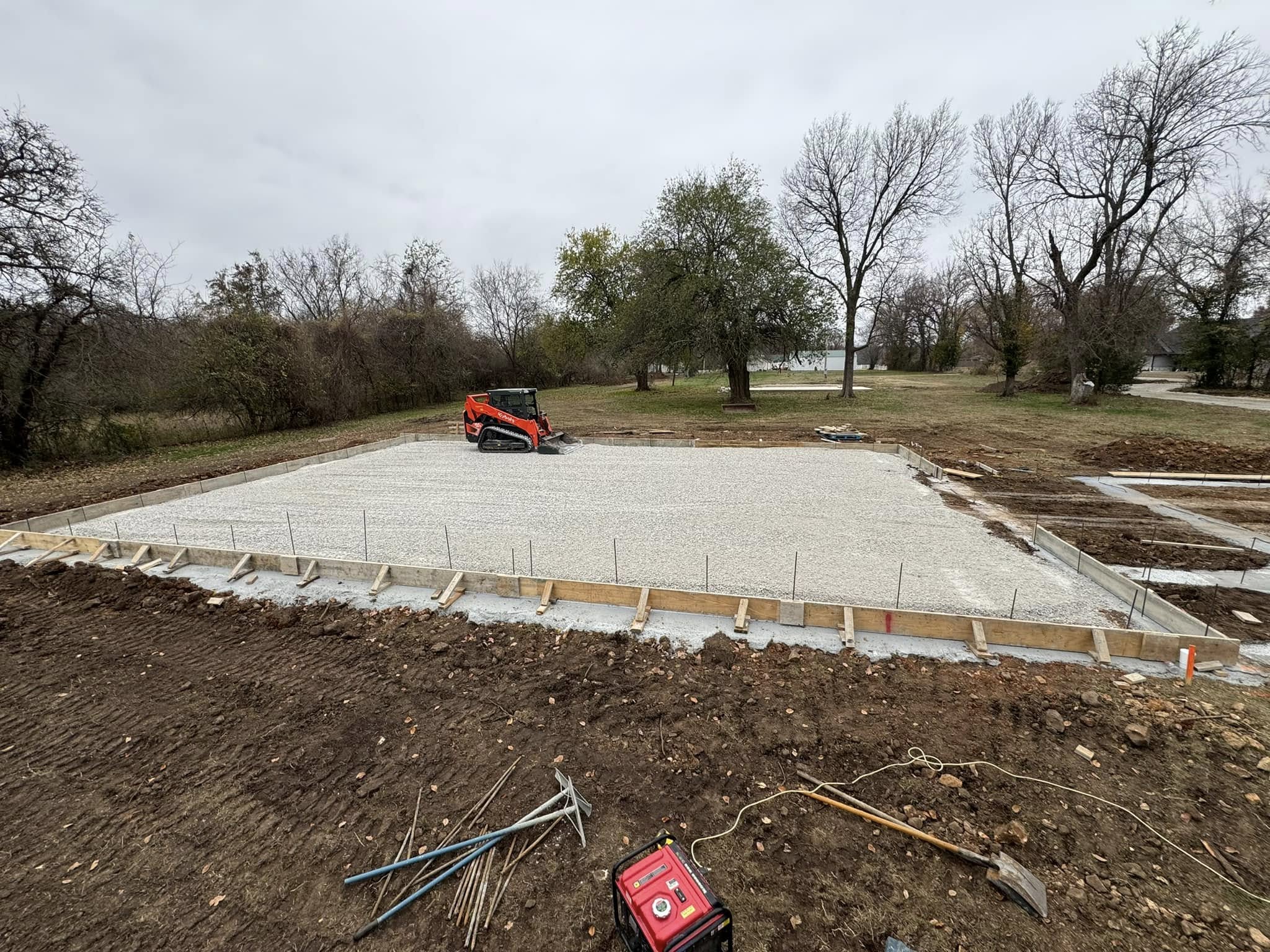  for B&W Construction in Pittsburg, KS