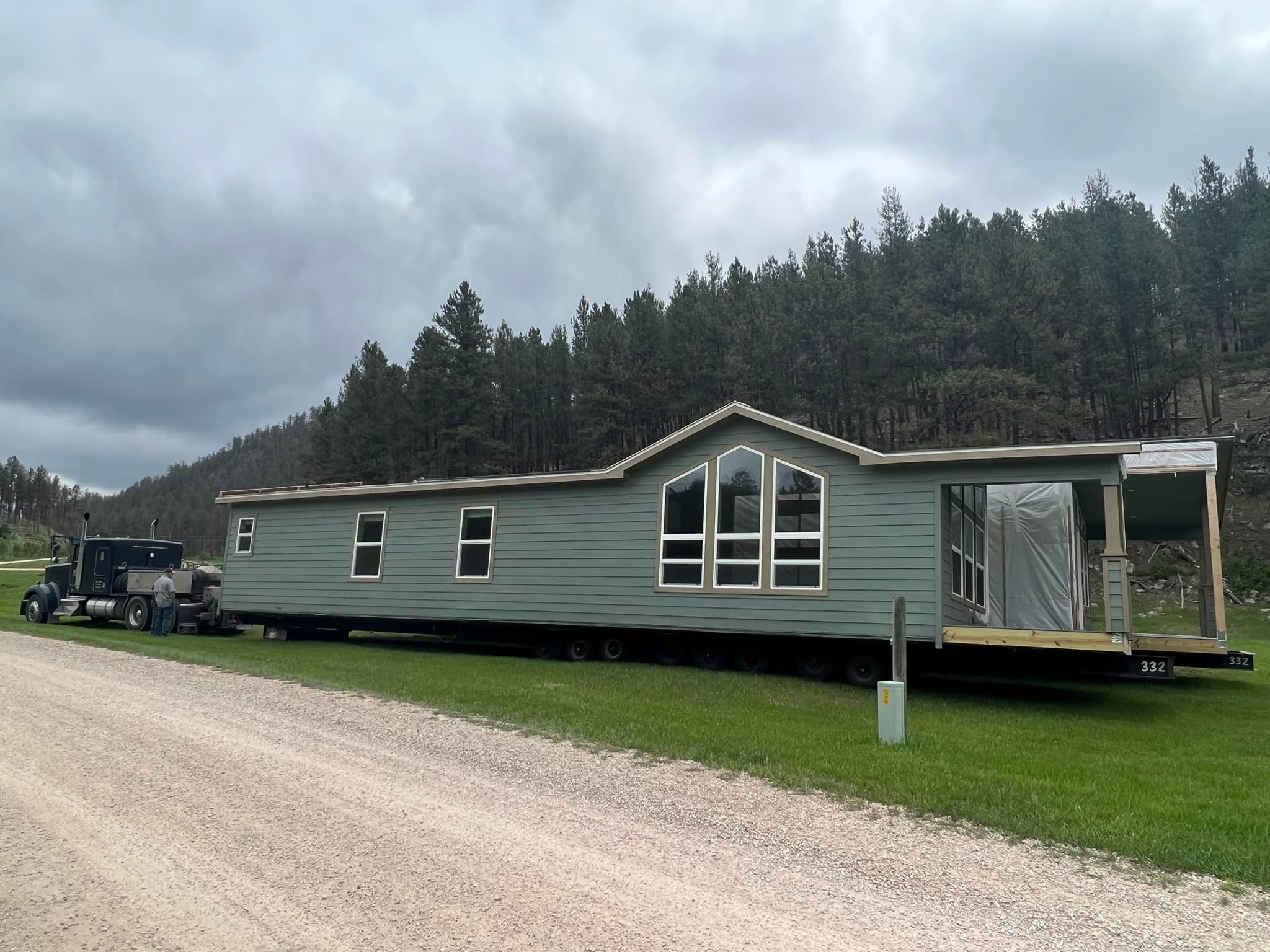  for HDE Services LLC in Grand Island, NE