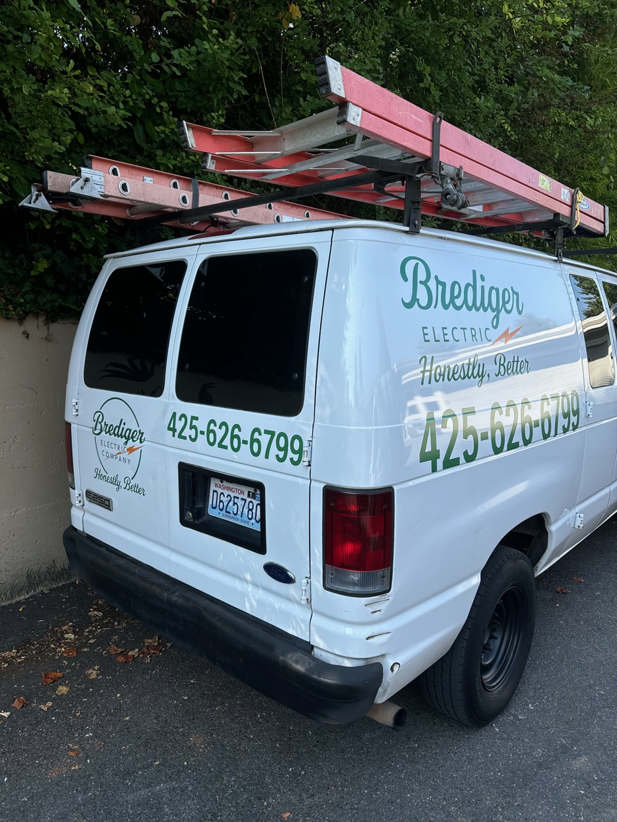 electrical services company Brediger Electric in Granite Falls, WA
