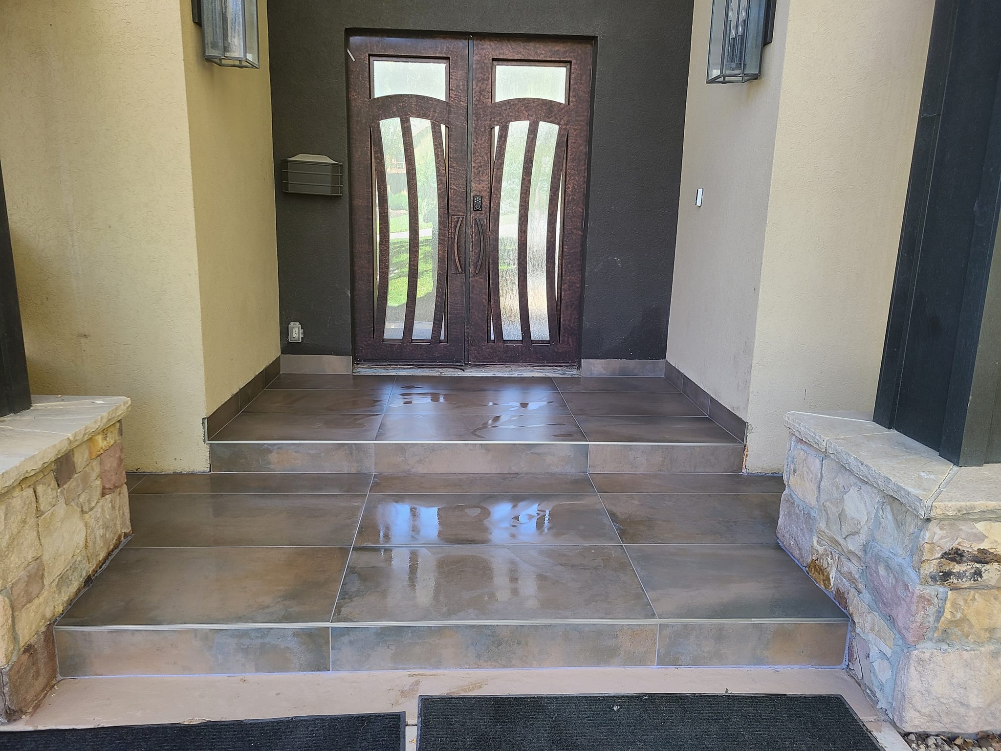 Tiling company Cox Tile and Stone in Clinton, UT