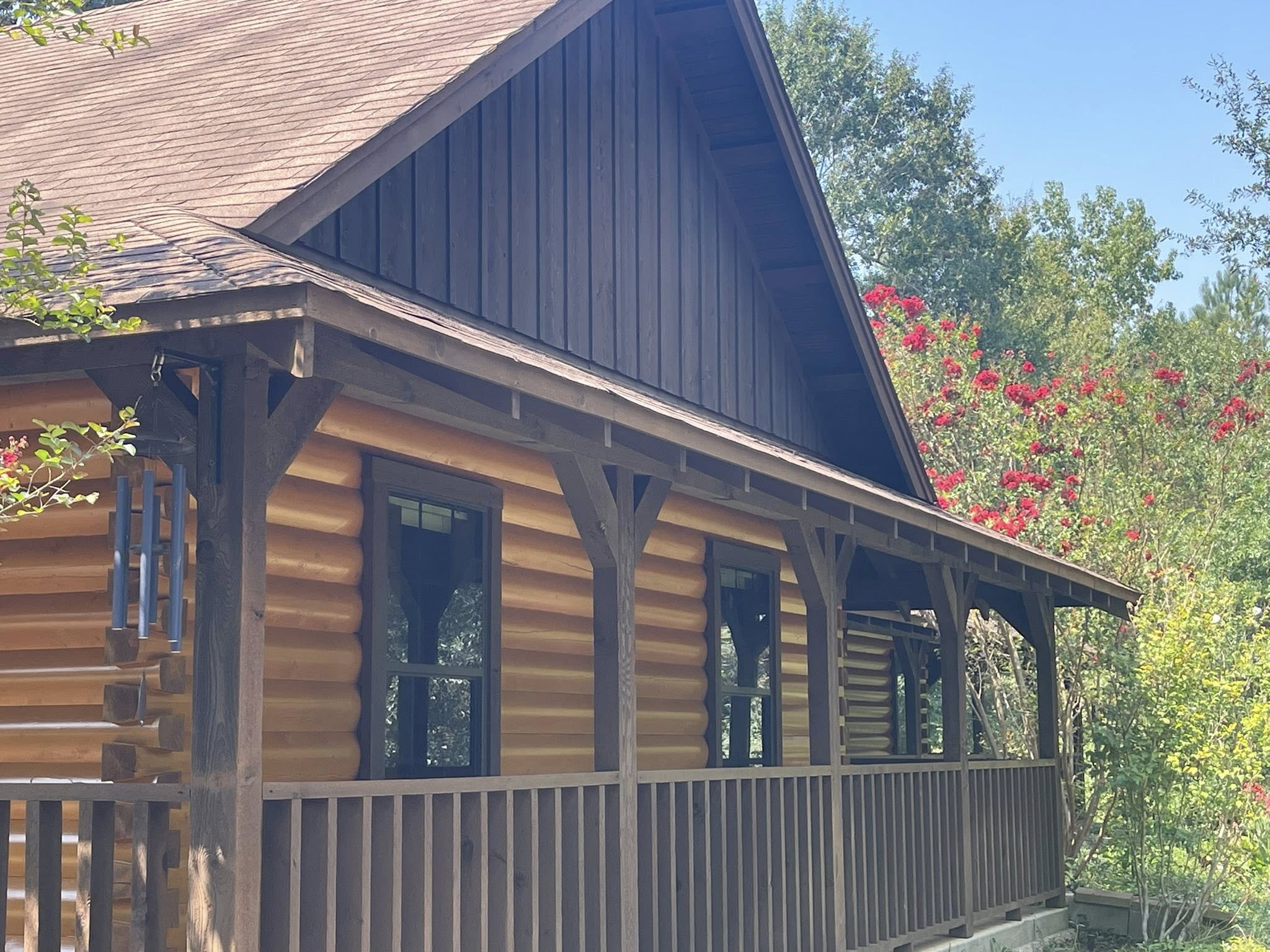 log home restoration company Moss Construction in Longview, TX