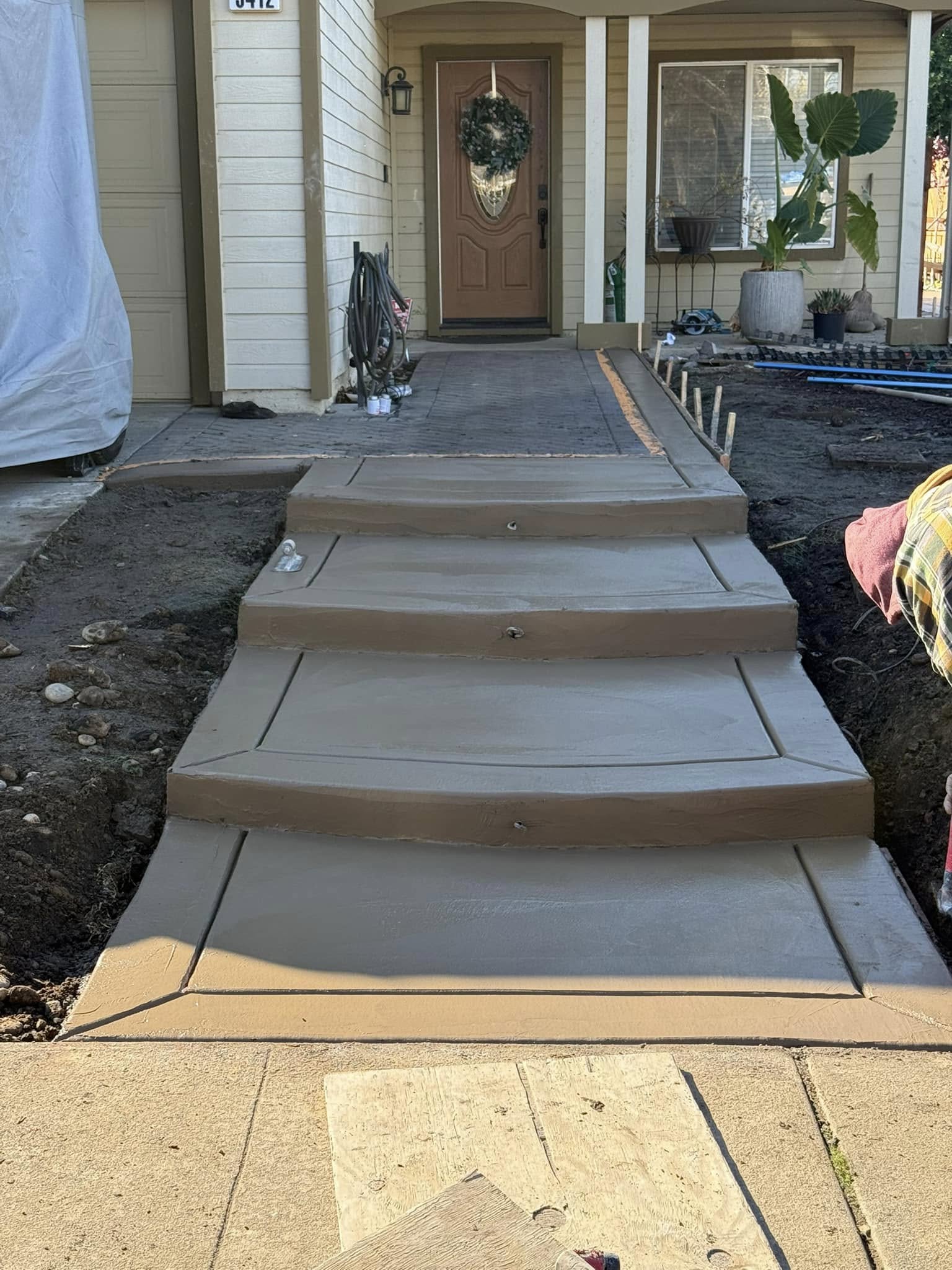  for Four Seasons Concrete in Gardena, CA