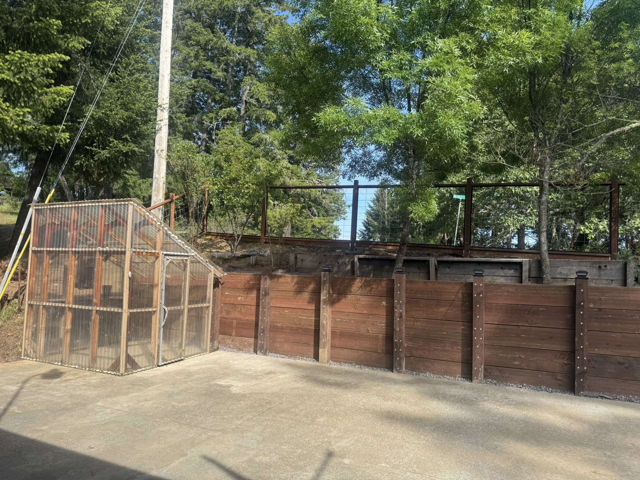 Construction & Remodeling company Stanisloo’s Landscaping and Services in Potter Valley, CA