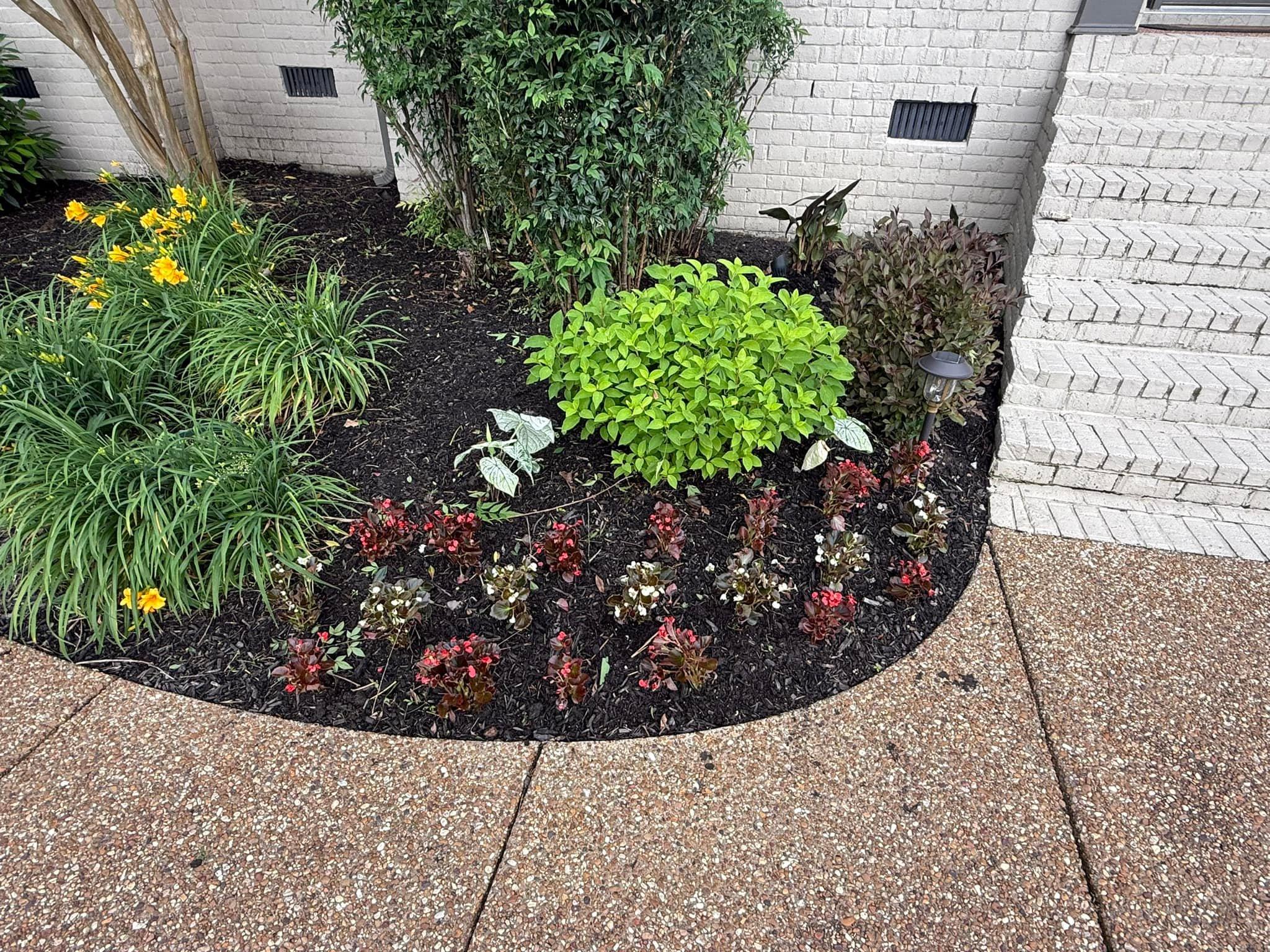  for The Right Price Right Choice Lawn Care Services in Murfreesboro, TN