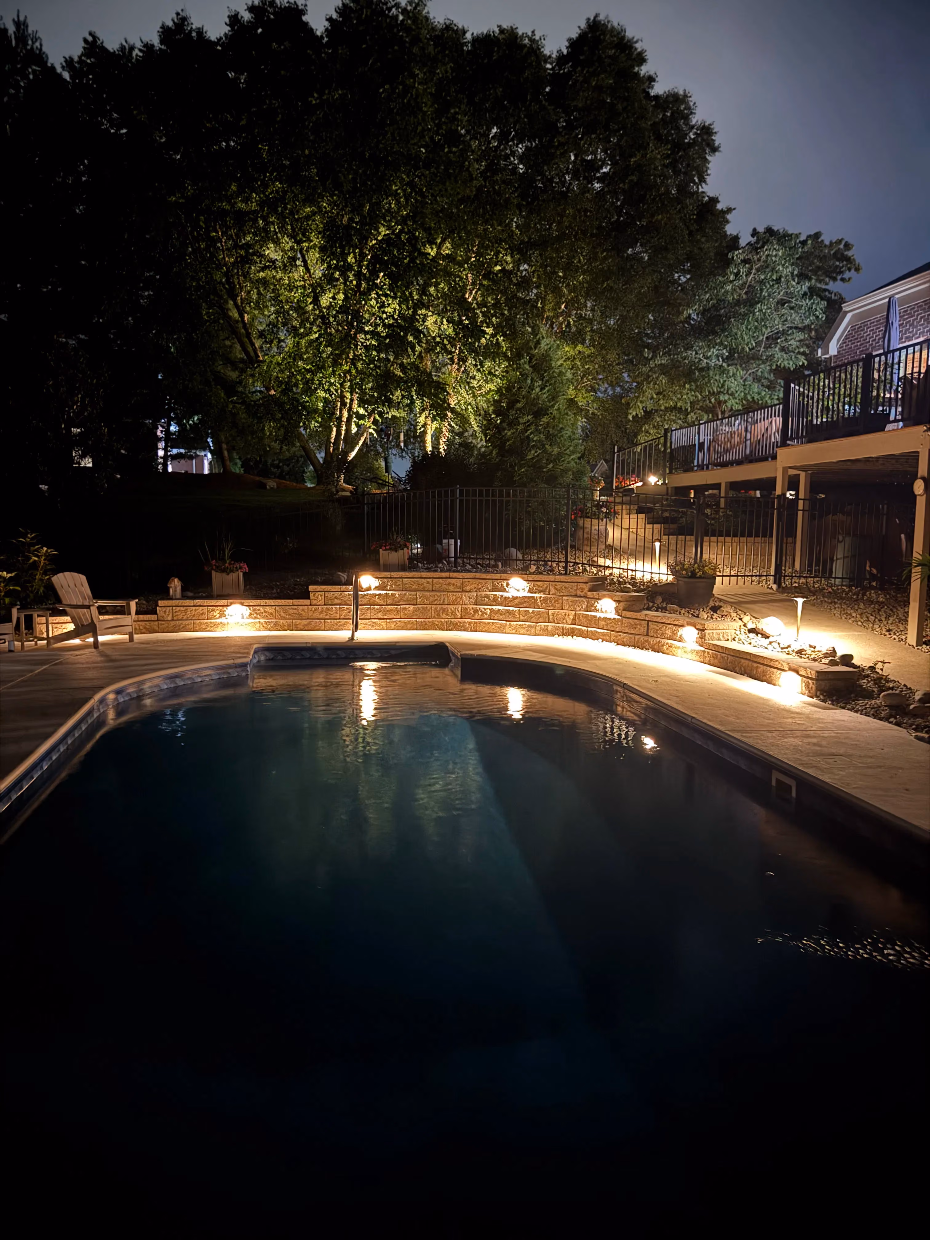 Landscape Lighting, Retaining Walls, Mulch and More - A Big Week of Work