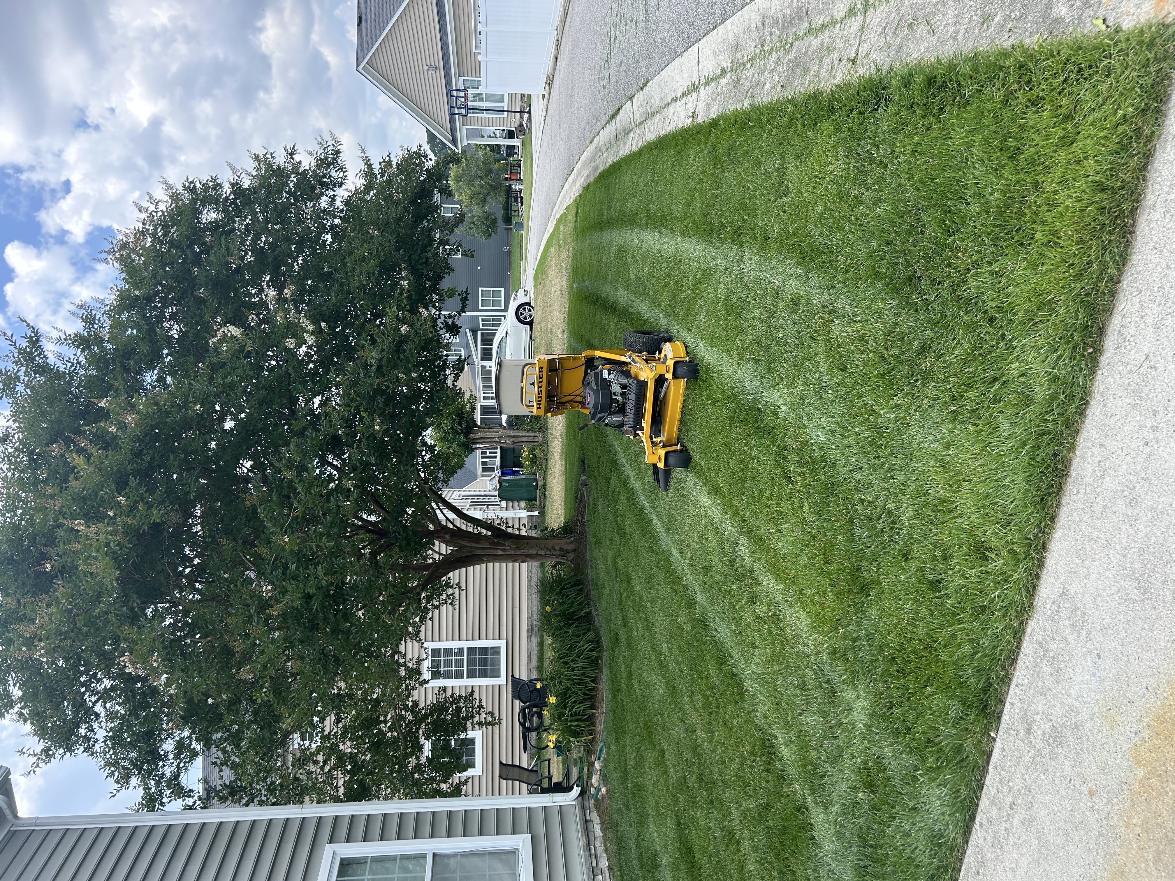  for Quinten's Landscaping and Exterior Services LLC in Chesapeake, VA