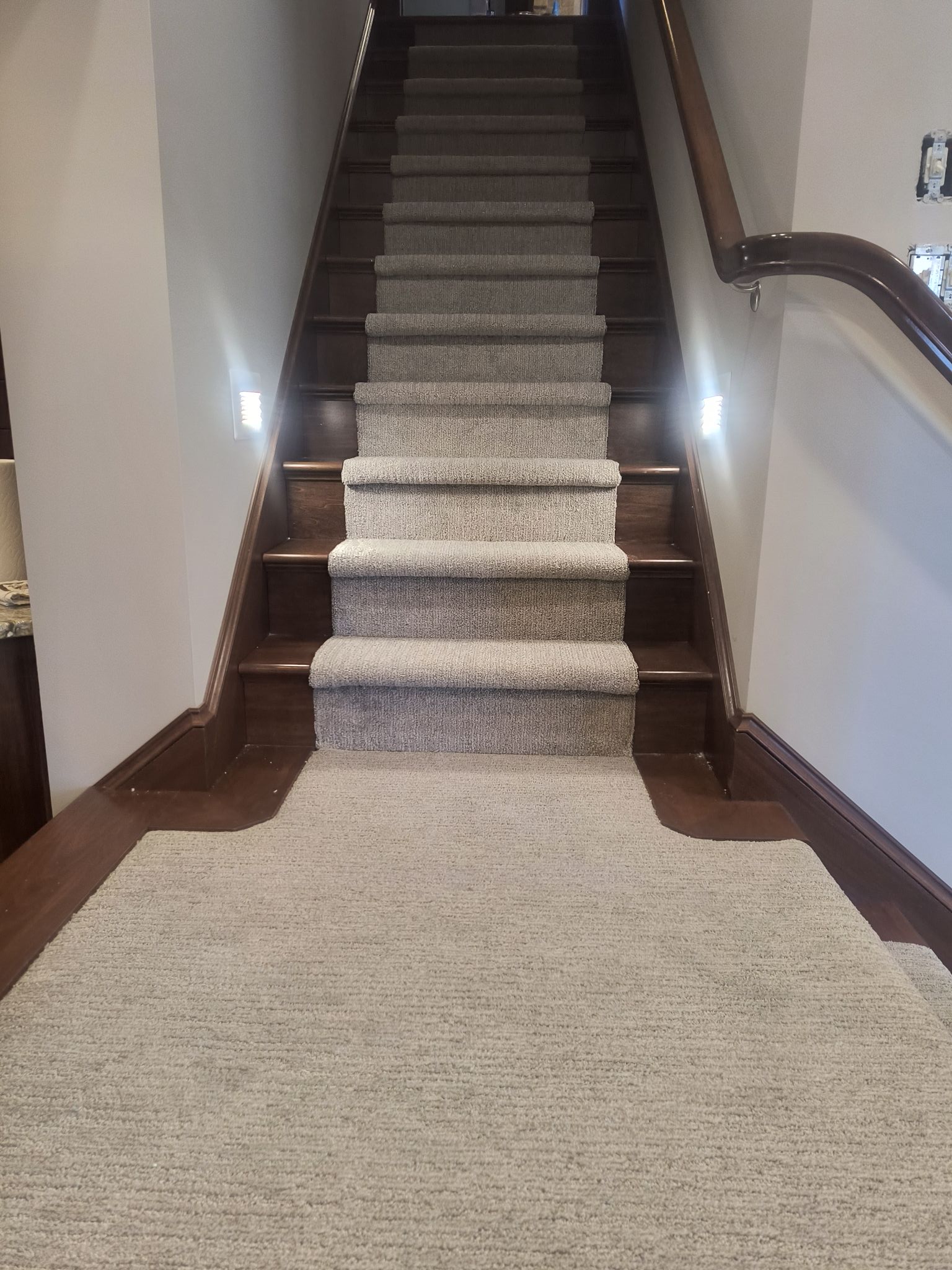 Flooring company Quality Floor Covering, LLC in St. Cloud, MN