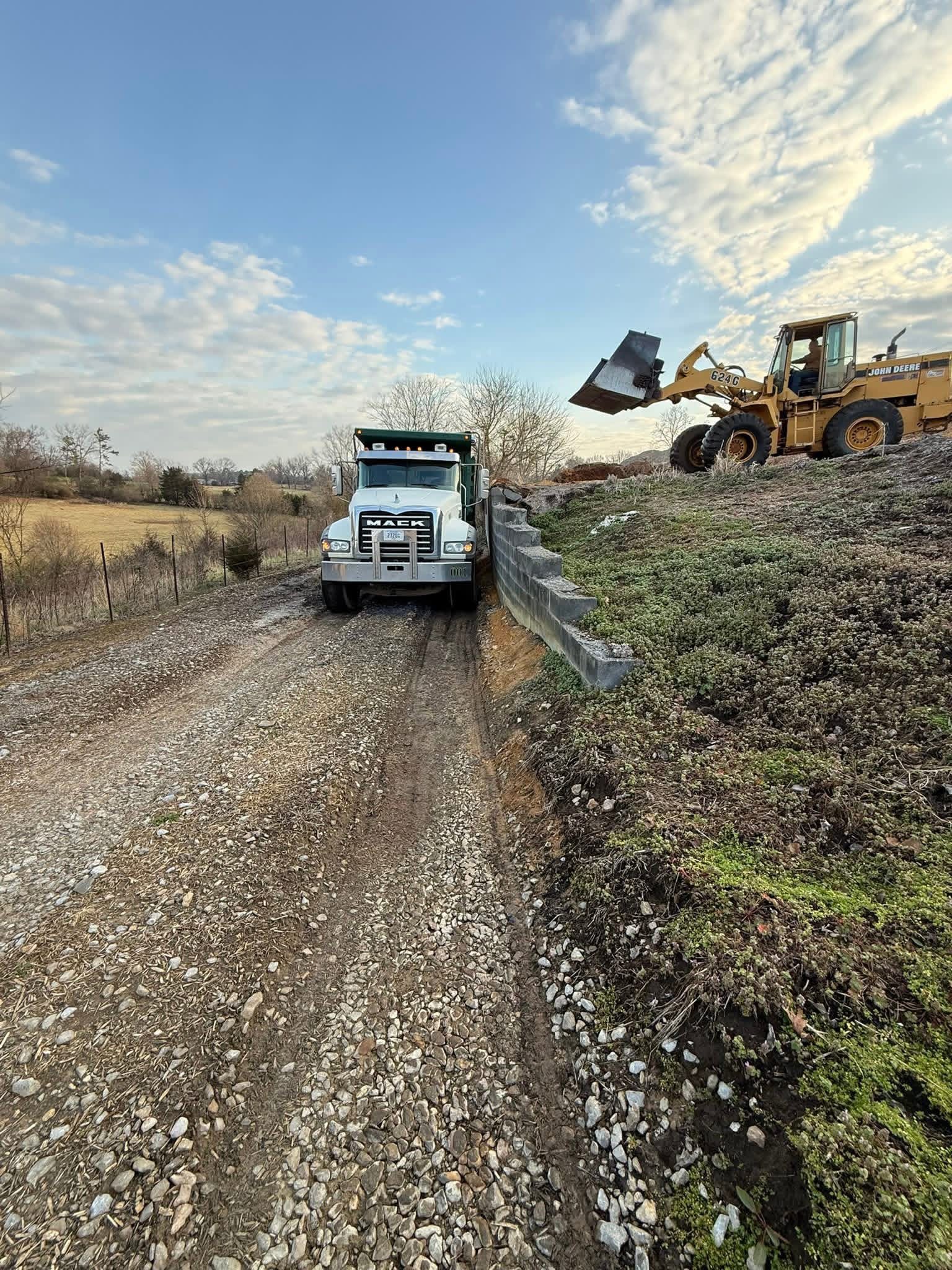  for Volunteer Site Solutions LLC in Sevierville, TN
