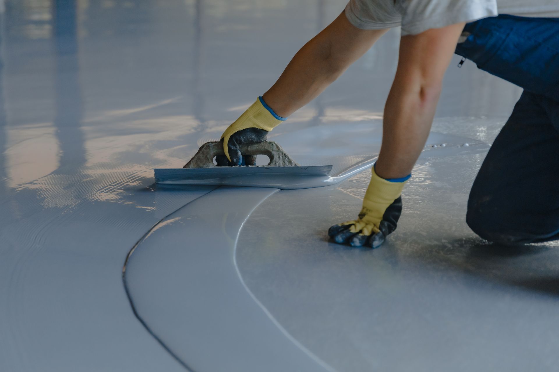 Residential epoxy garage floor (feature photo)