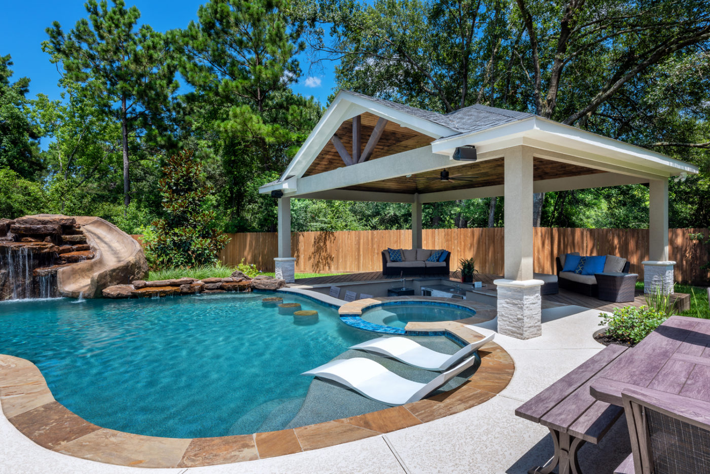 Pool Construction company Romoland General Contractor & Pools Inc. in Fontana, CA
