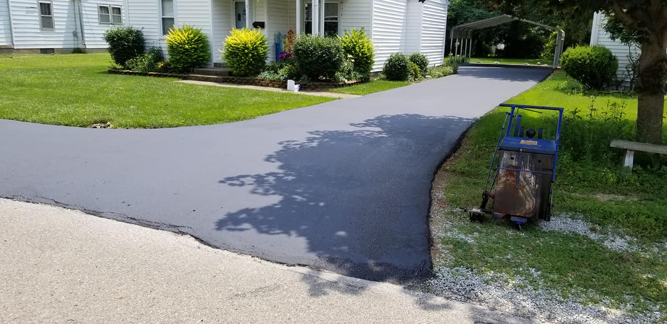  for Smith's Paving and Sealcoating in Rushville, IN