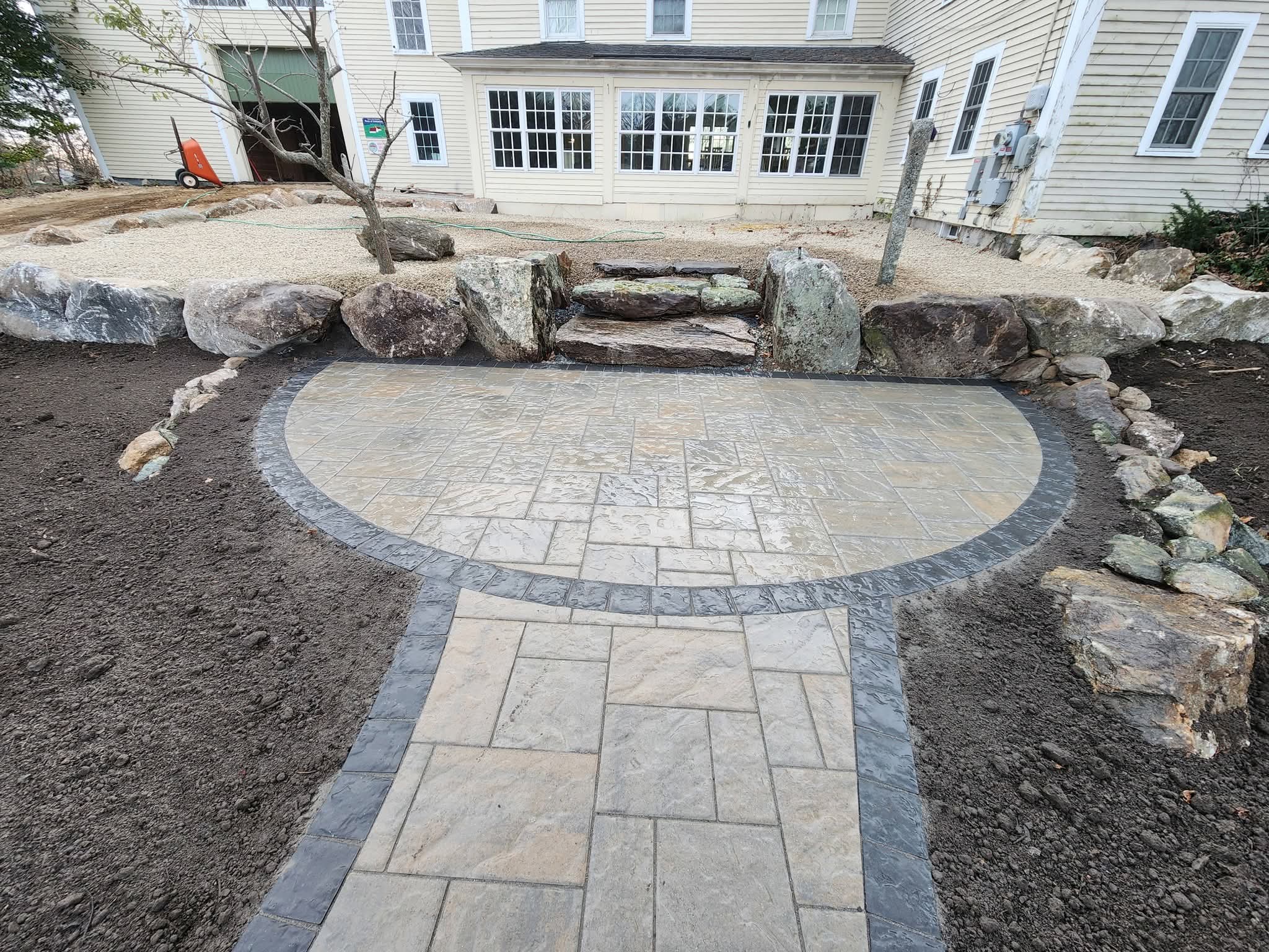 Paver walkway with cobble border