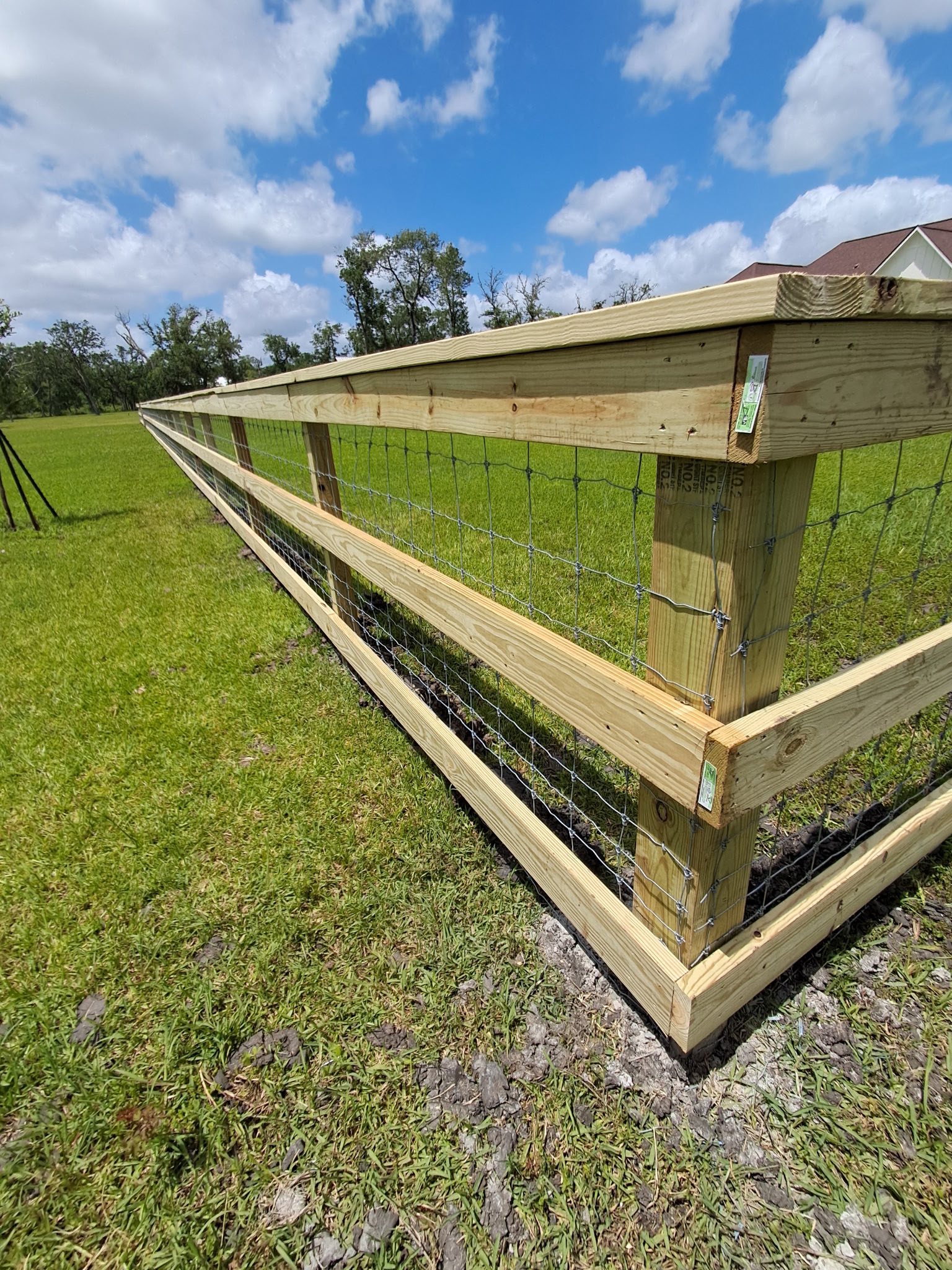  for Aly Fence in Angleton, TX