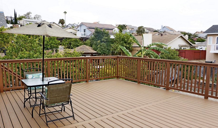 Carpentry company Emmanuel Trim in Bradenton, FL