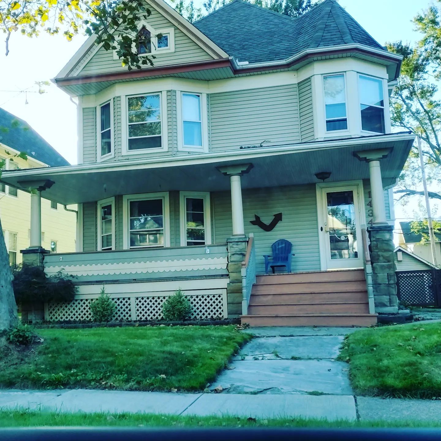 painter service company Norm's Painting & Services in Cleveland, OH