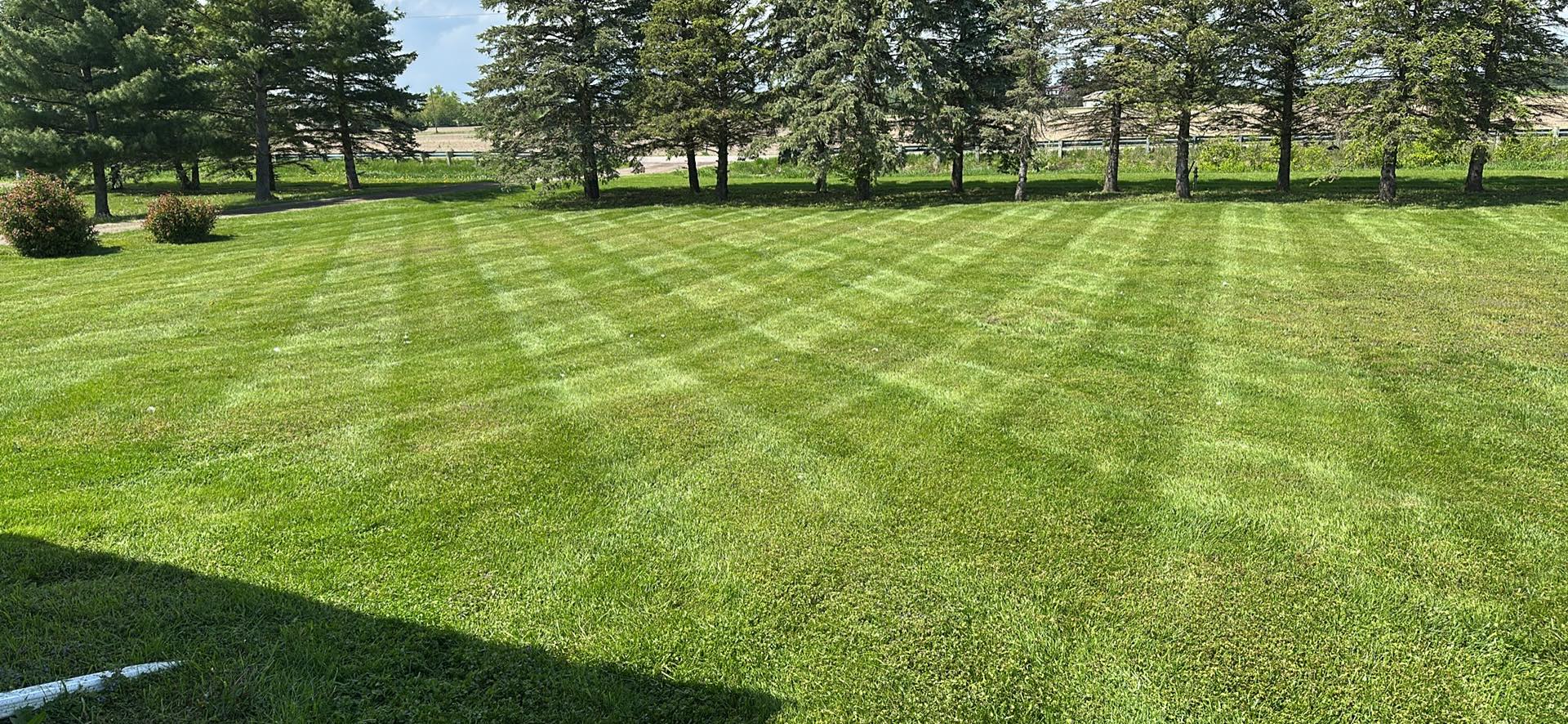 Landscaping company Sargent's Lawn and Property Maintenance LLC in Lambertville, MI