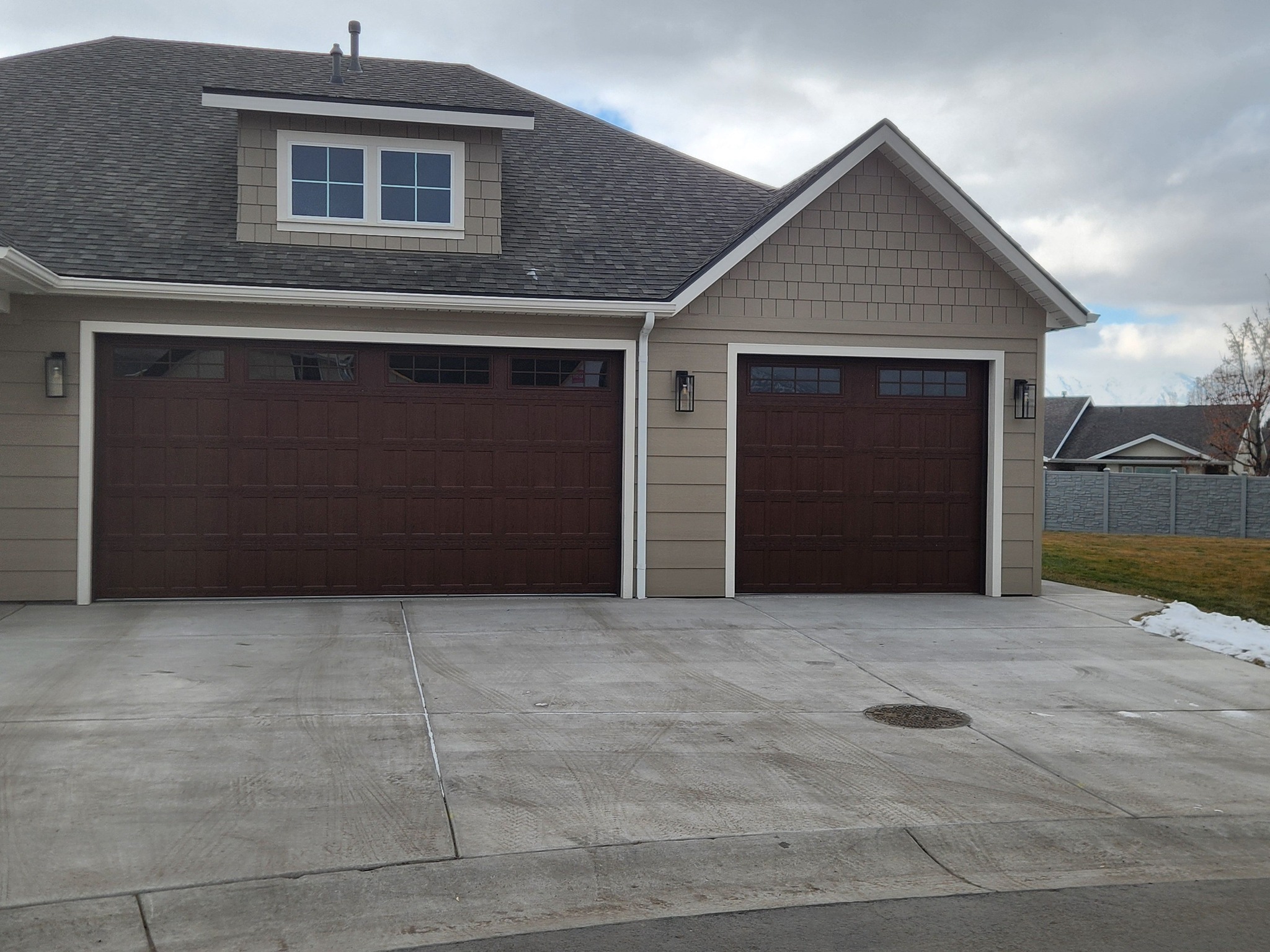 Garage Door Technician company Absolute Doors in Hyrum, UT