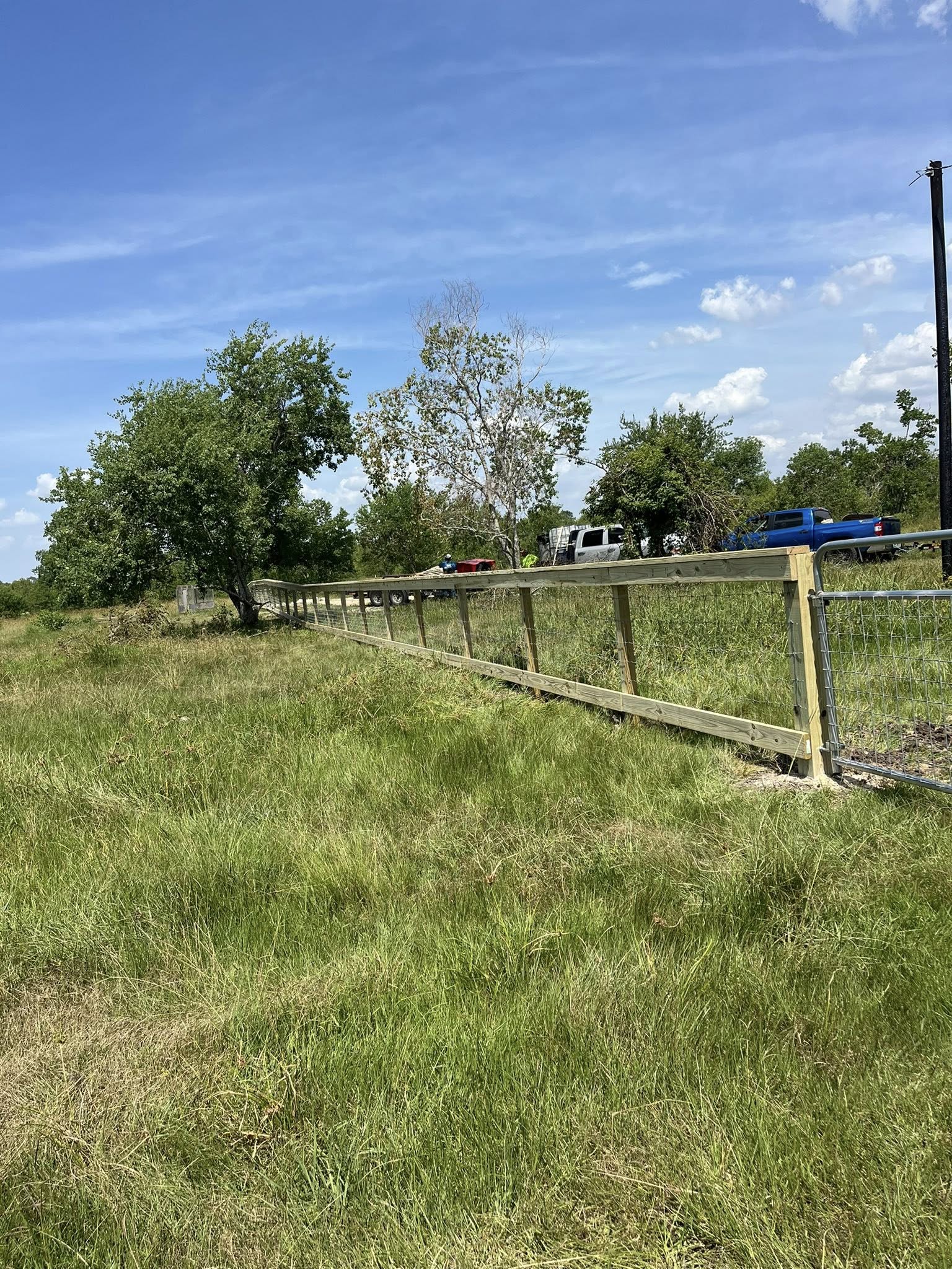  for Aly Fence in Angleton, TX