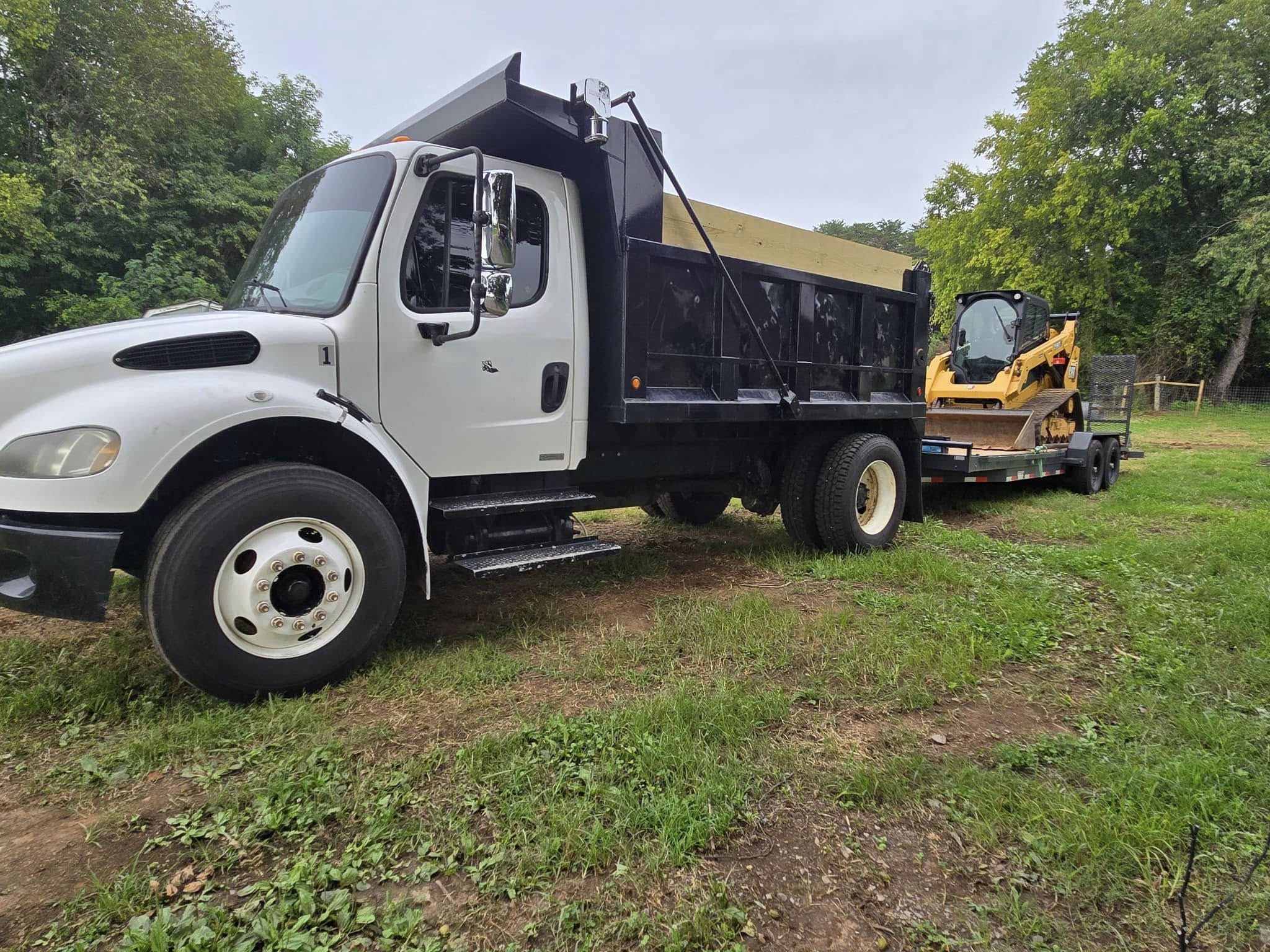 Carter’s Grading Services team in Greenback, TN - people or person