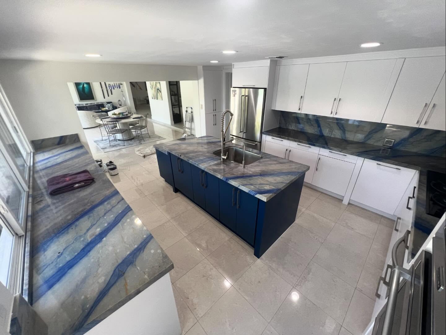  for J & J Refinishing in Fort Lauderdale,  FL