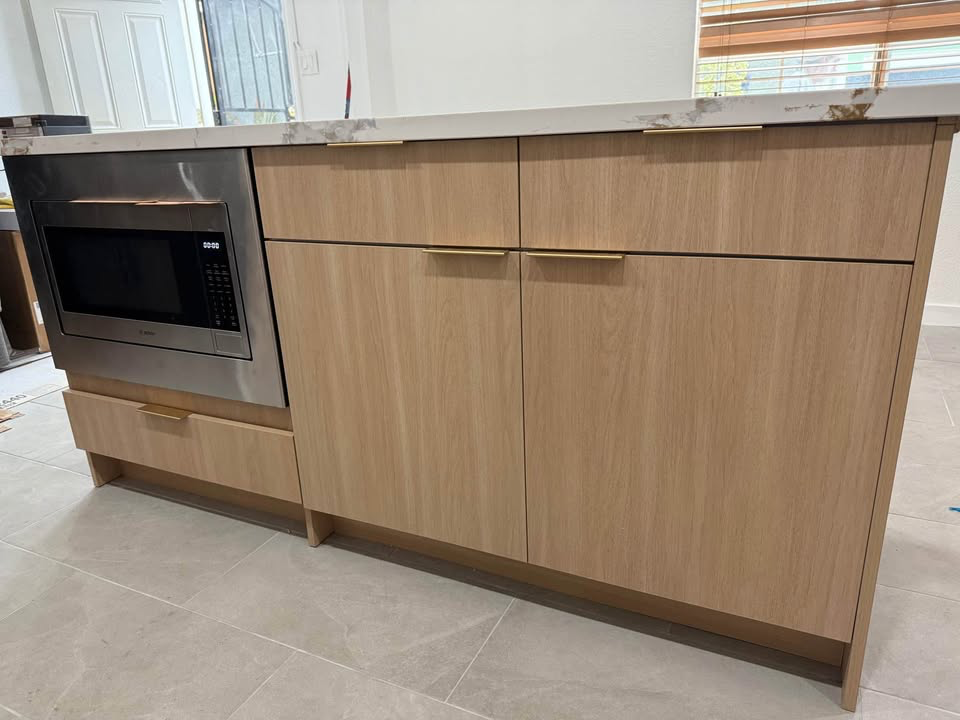 Carpentry project by Luxurious Construction LLC
