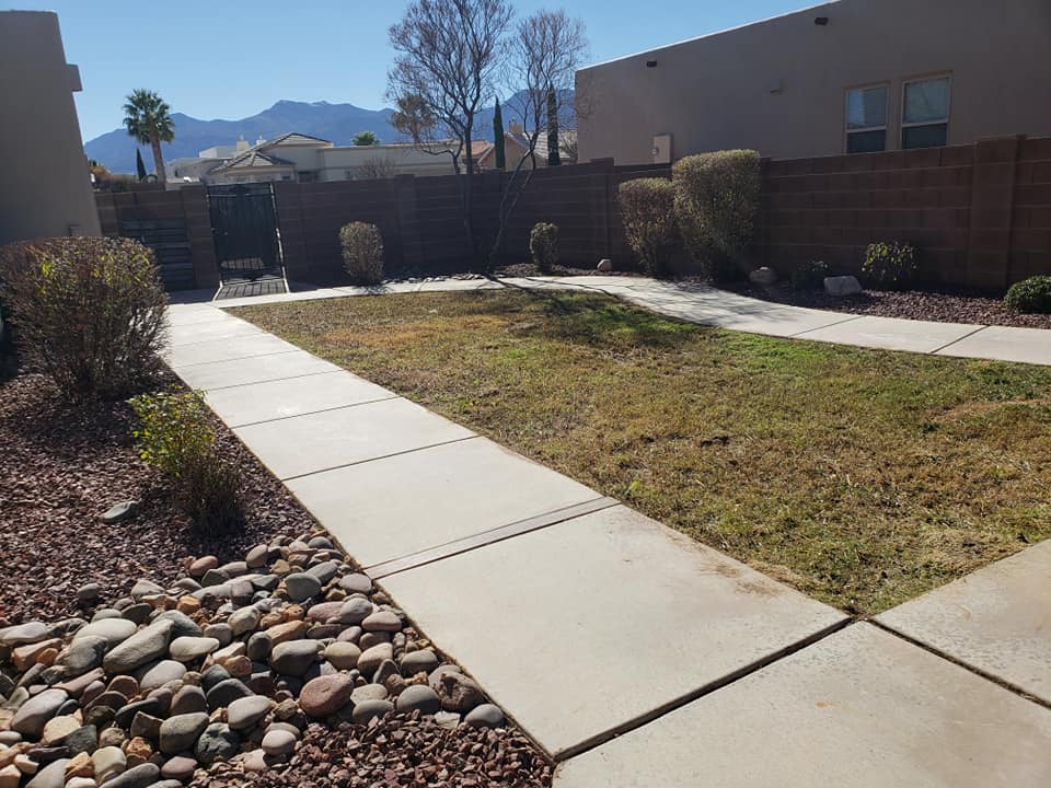 Tree Services company A to Z Grounds Keeping in Sierra Vista, AZ