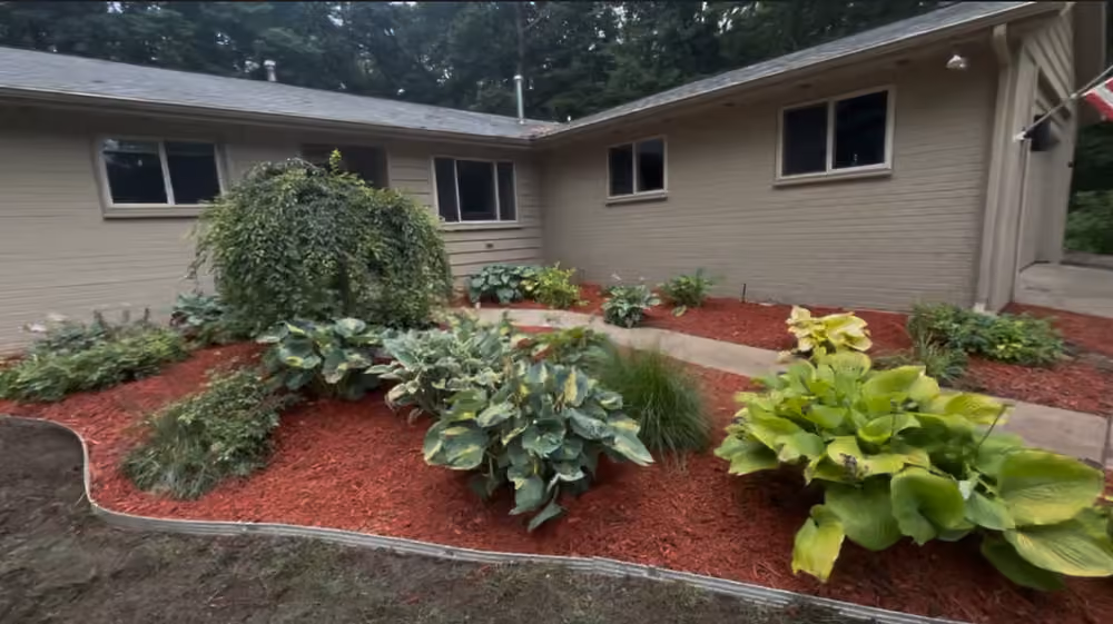 "Transforming Outdoor Spaces: An Innovative G&D Landscape Makeover"