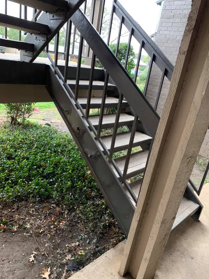  for Living Stream Renovations LLC in Dallas, TX