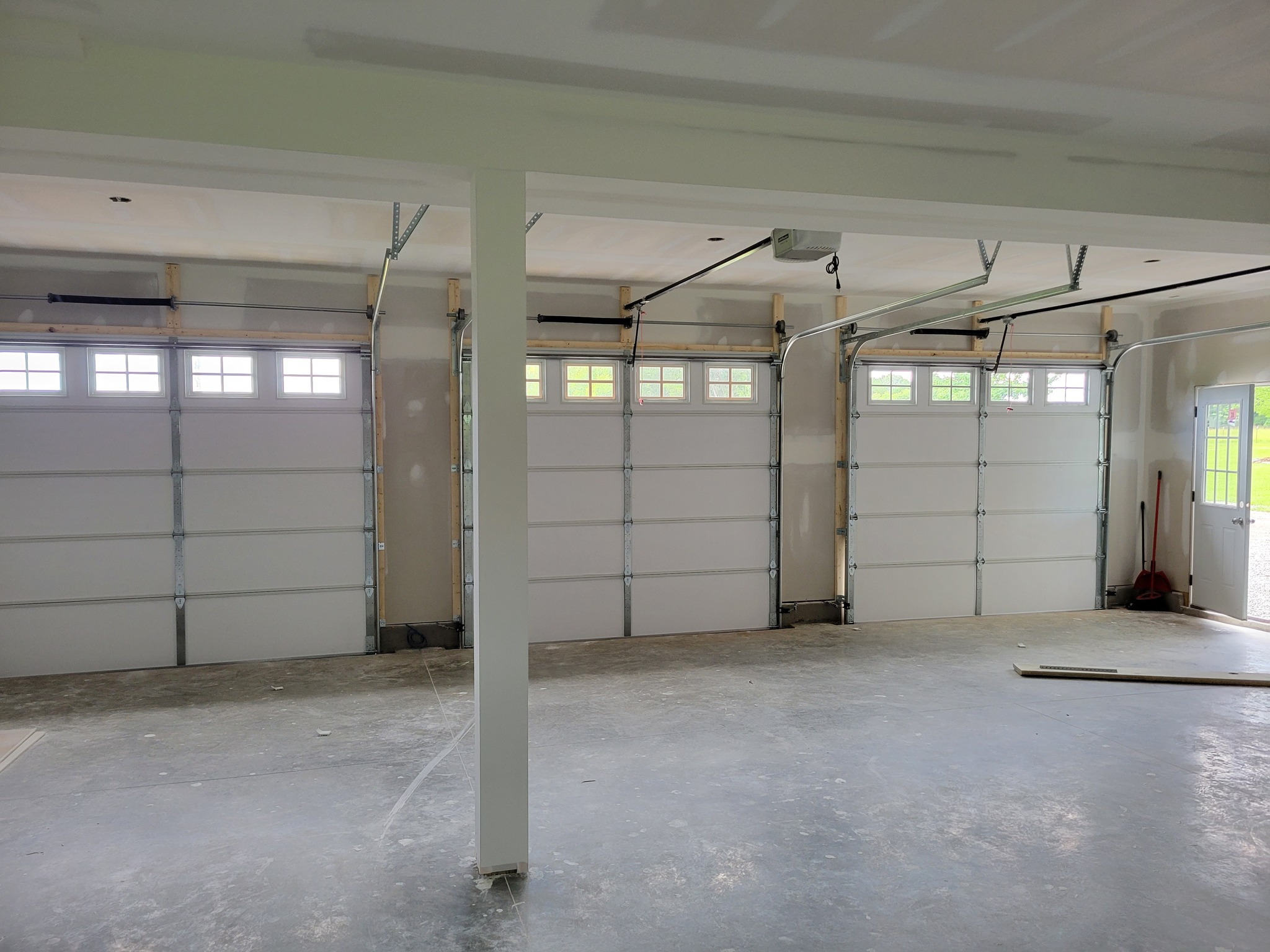 Above & Beyond Garage Doors team in Shelbyville, TN - people or person