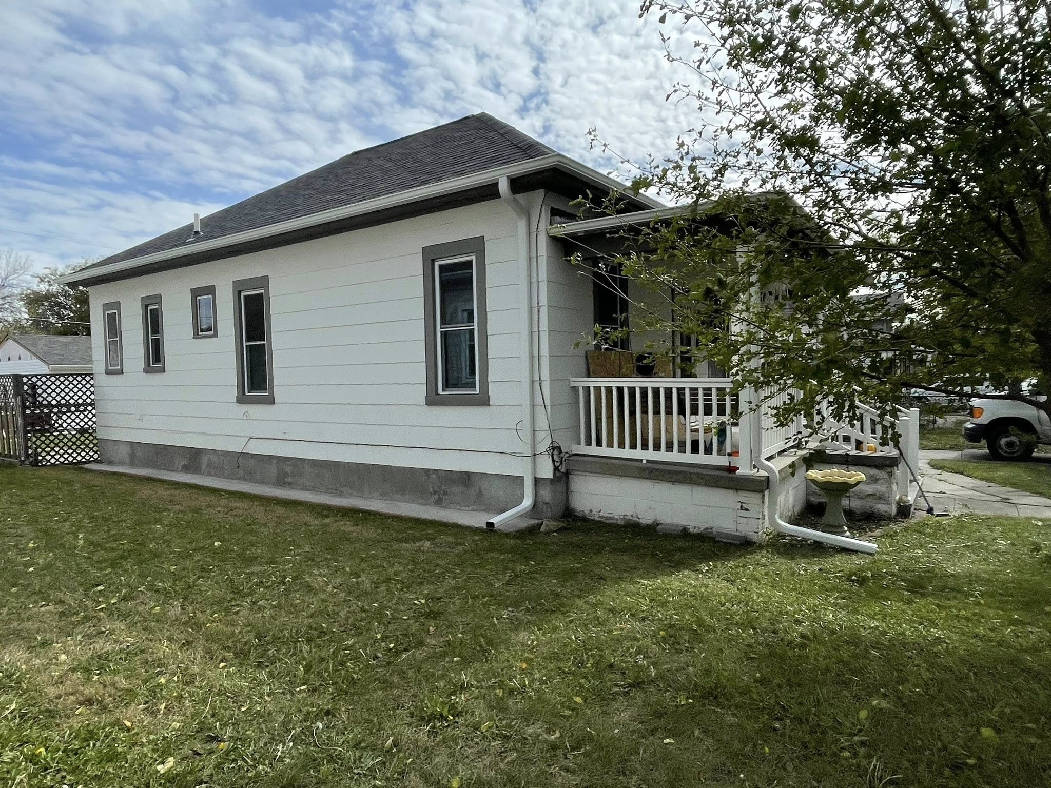 Gutter Cleaning Company company The Gutter Man Seamless in Kearney, NE