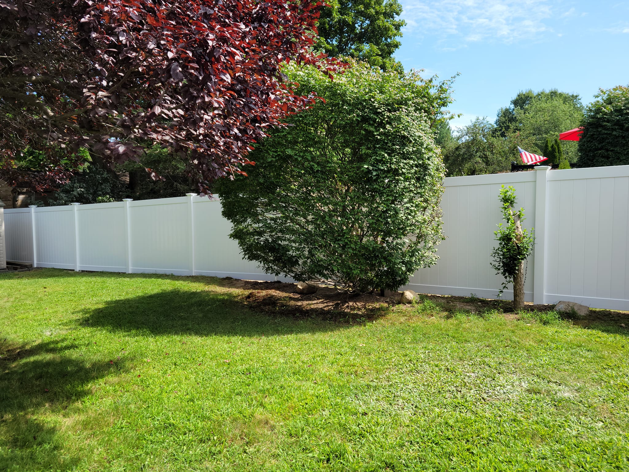 wood, chain-link, vinyl and aluminum fencing installation company Azorean Fence in Peabody, MA