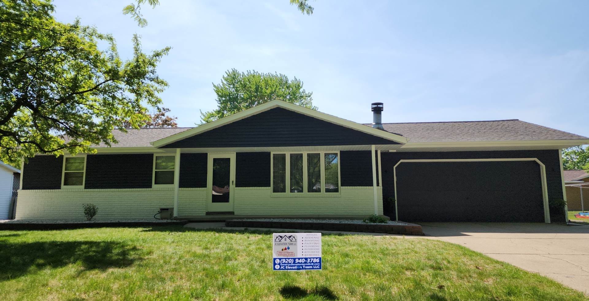 Construction & Remodeling company JC Elevation Team LLC in Green Bay, WI