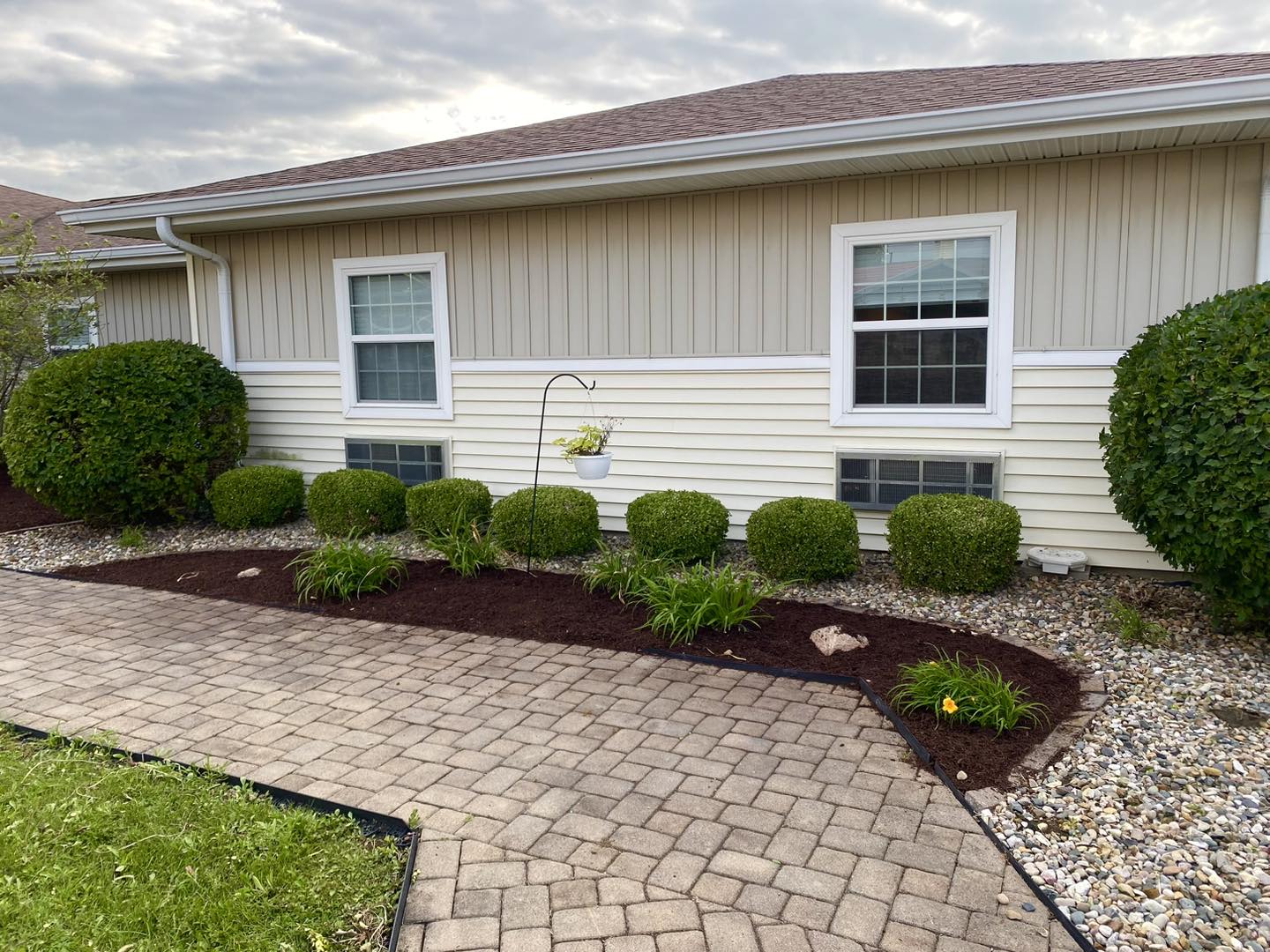  for Lawn Masters in Hoopeston, IL