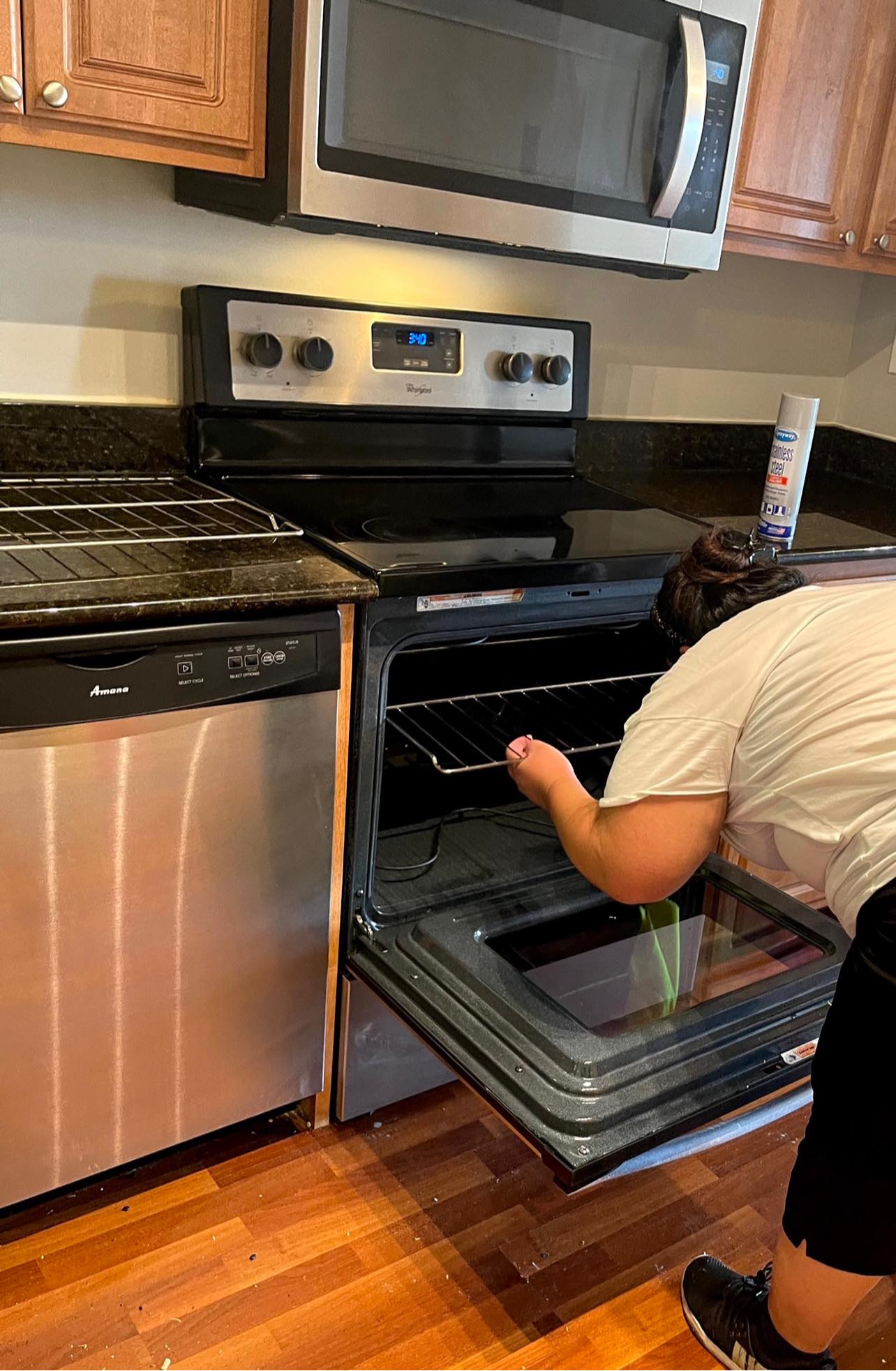  for Omi’s Cleaning Services in  Minneapolis, MN