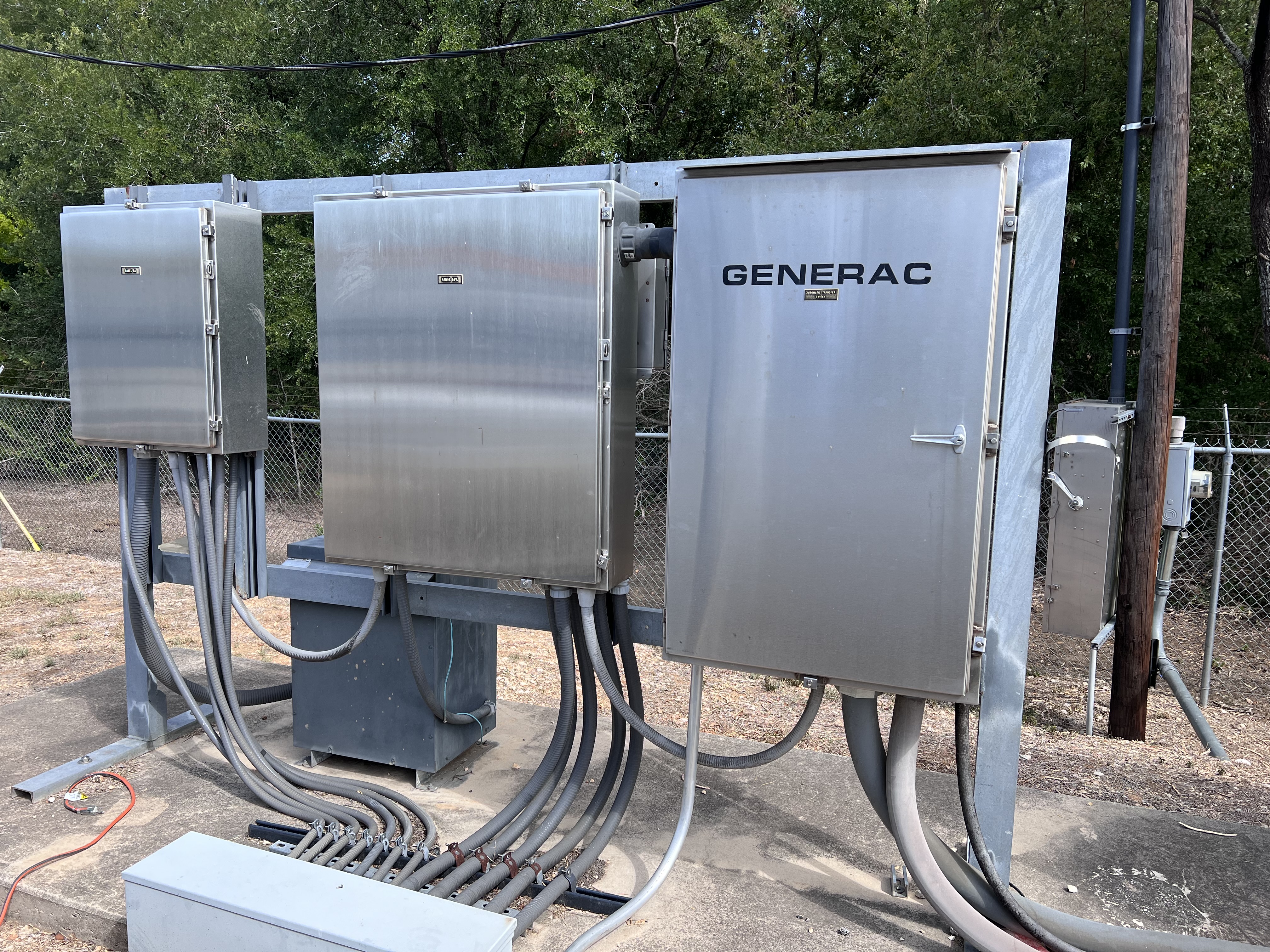  for LUX Electric in Floresville, TX