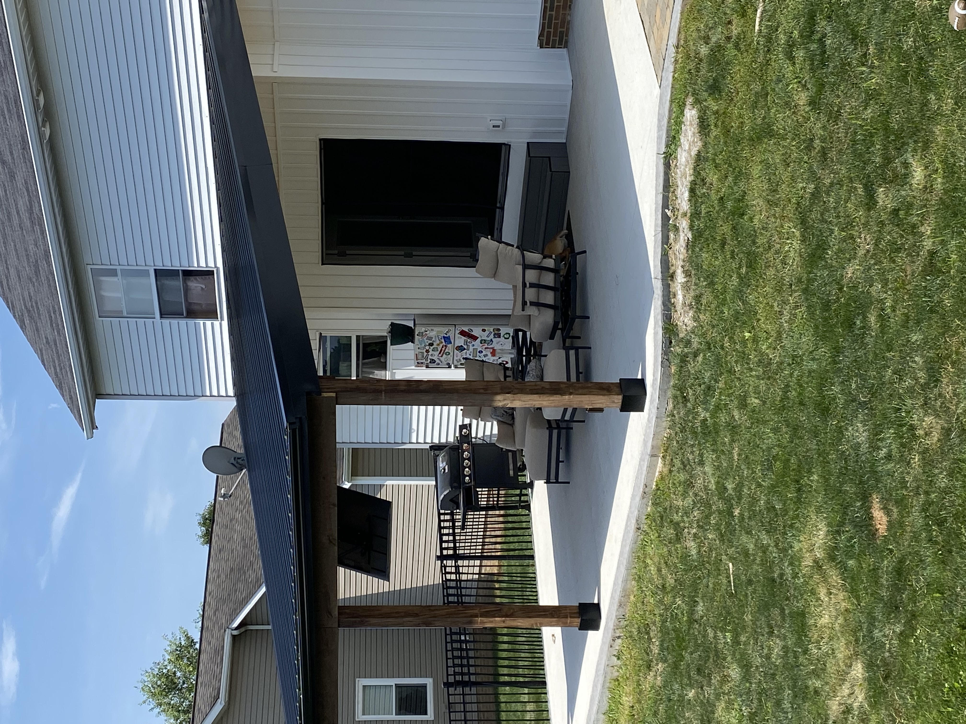  for Full Circle Design in Louisville, OH