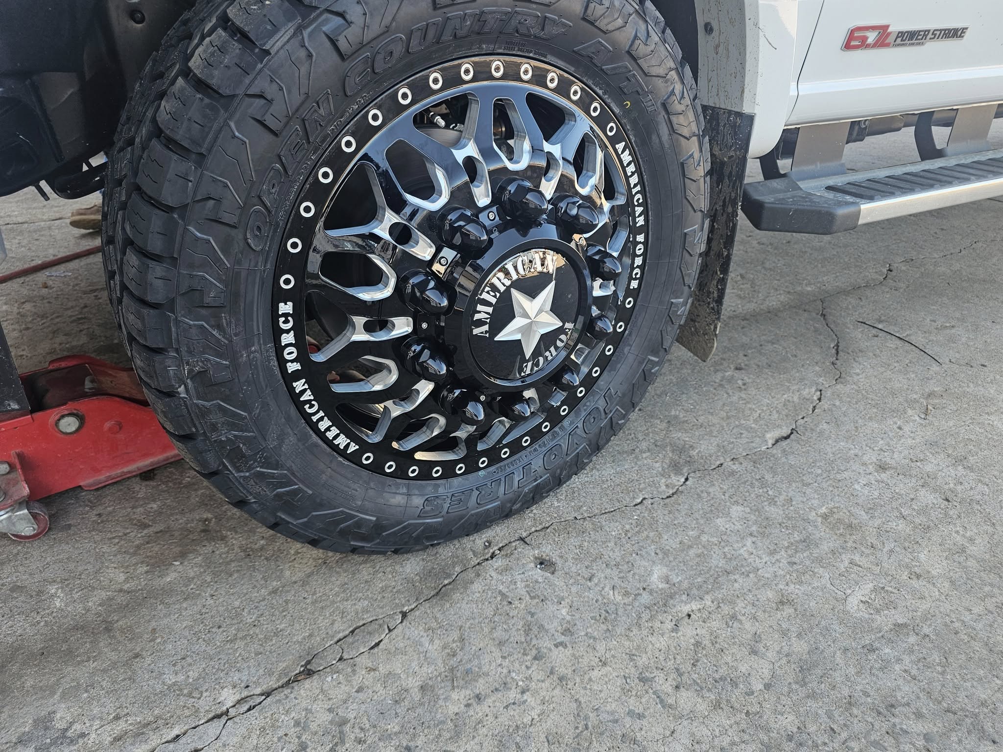 Tire & Service company Main Street Tire Henryetta in Henryetta, OK