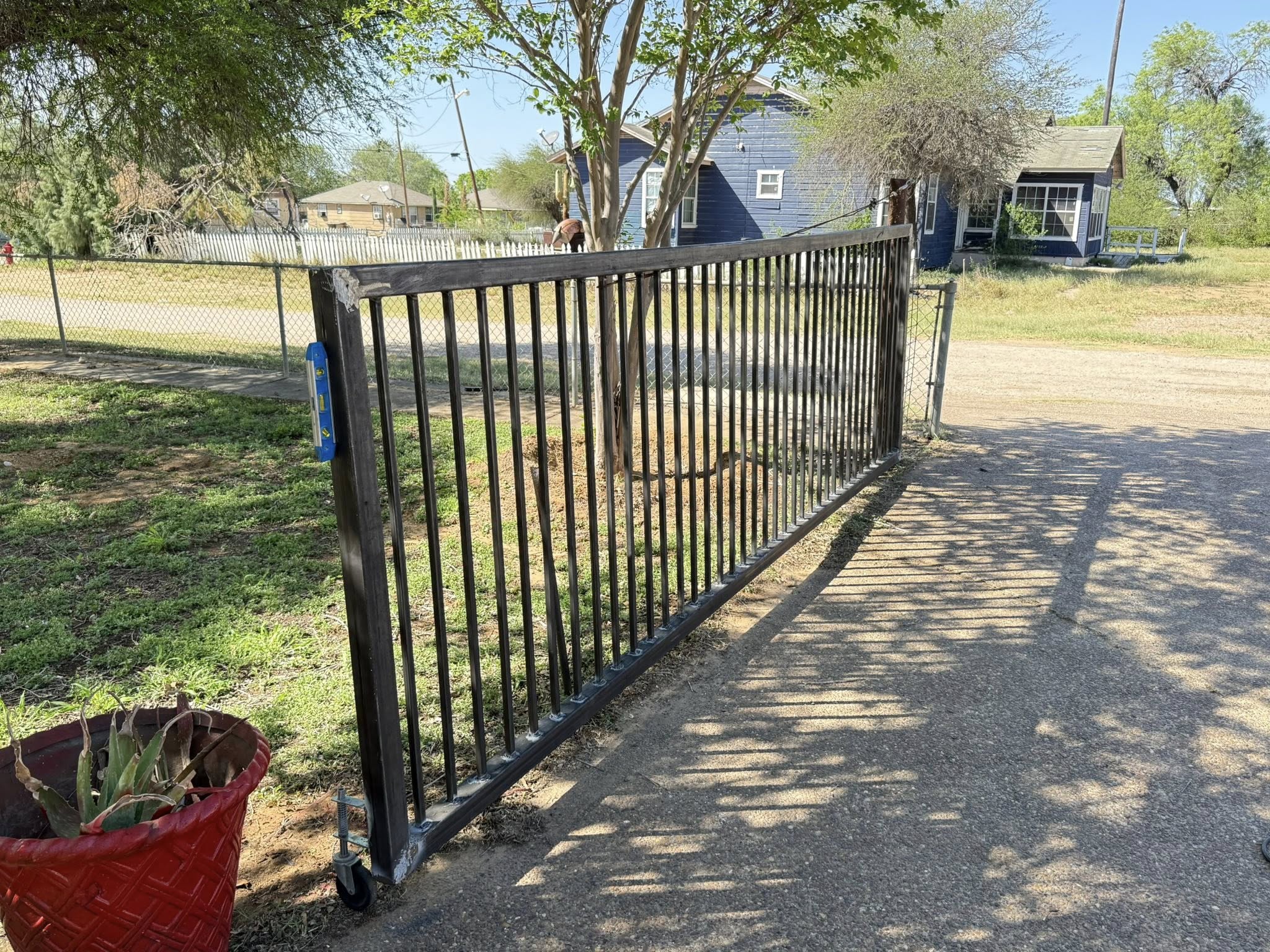  for Everyday Welding Co. in Laredo, TX