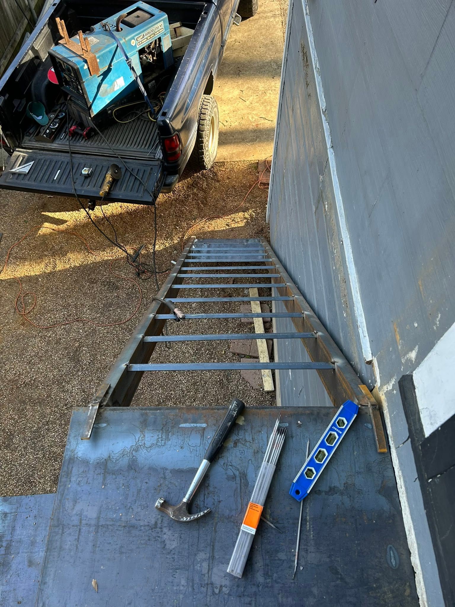  for Noah's Arc Welding in Shreveport, LA