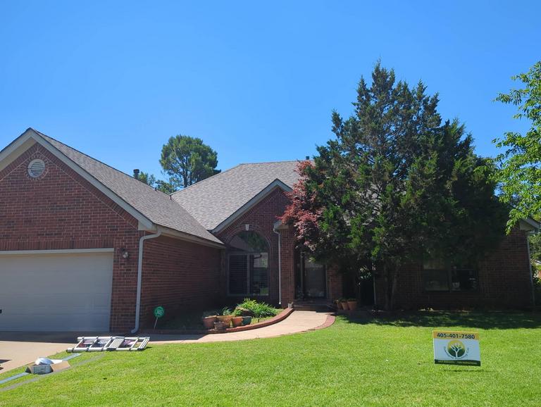 Samaria Roofing team in Oklahoma city, OK - people or person