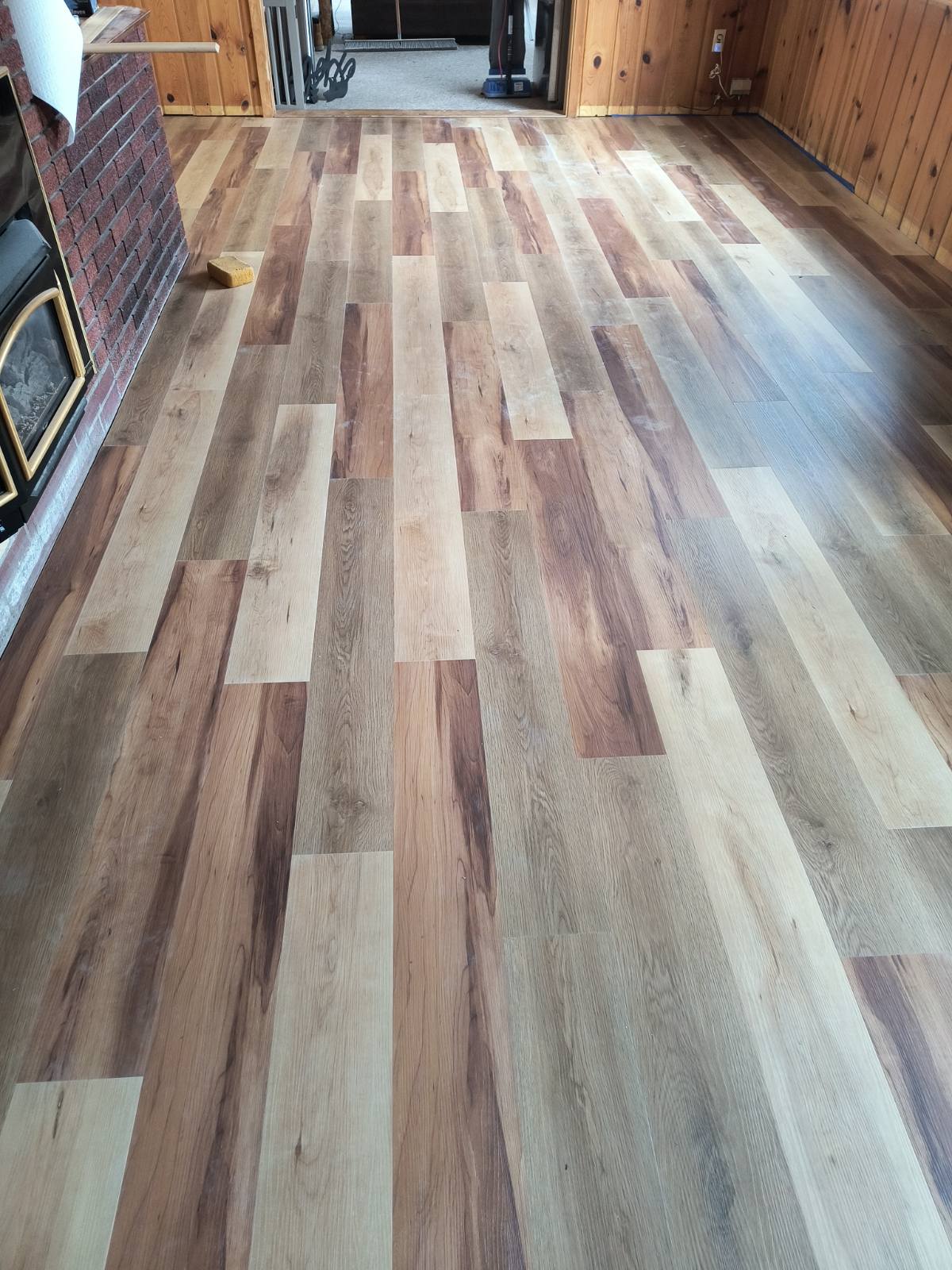 Flooring company Quality Floor Covering, LLC in St. Cloud, MN
