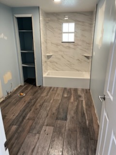 Flooring company Dail Flooring Solutions in Ruskin, FL