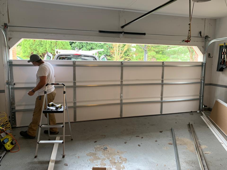 Garage Door Technician company Garage Door and Repair in Marietta, GA